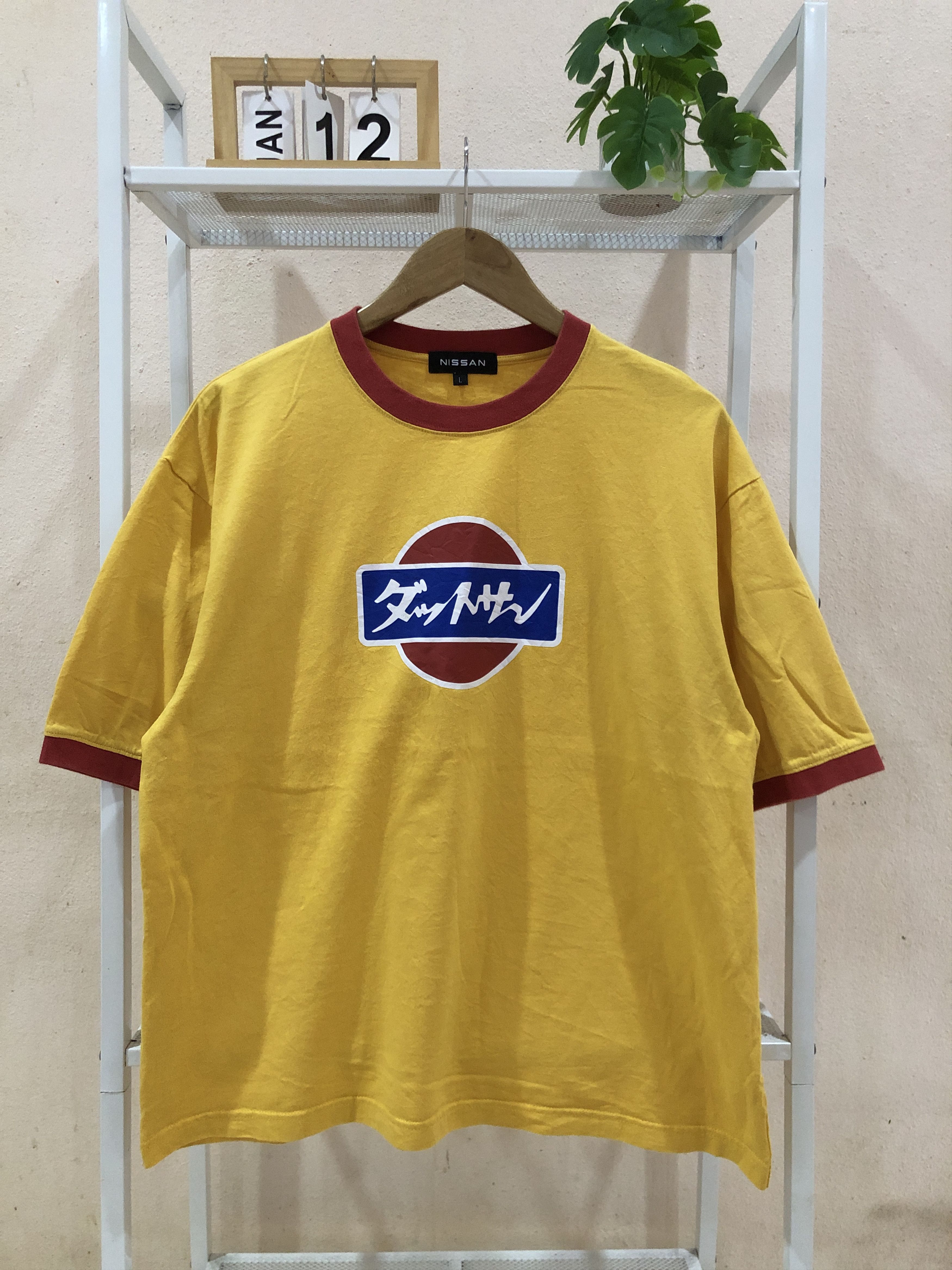 Nissan Vintage Nissan Datsun Graphic Ringer Tshirt Size US L / EU 52-54 / 3 - 1 Thumbnail