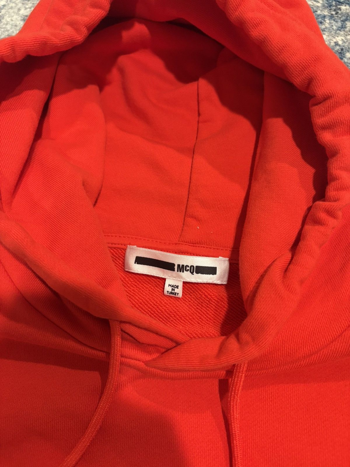 Alexander McQueen Alexander Mcqueen Red Pullover Hoodie With White Logo Size US S / EU 44-46 / 1 - 5 Thumbnail