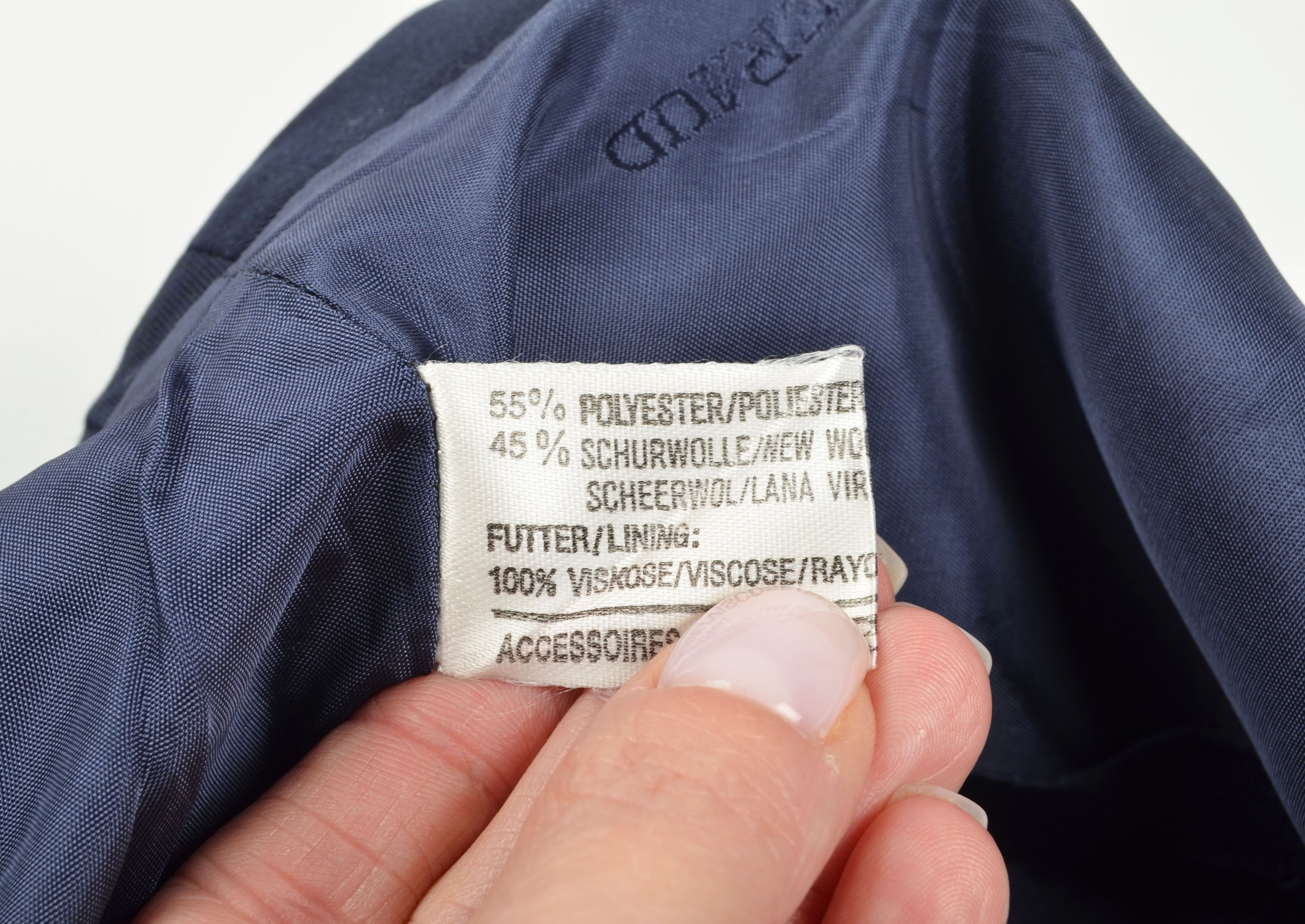 Louis Feraud Vintage Louis Feraud Bergdorf Goodman 90's Cropped Blazer Size M / US 6-8 / IT 42-44 - 9 Thumbnail