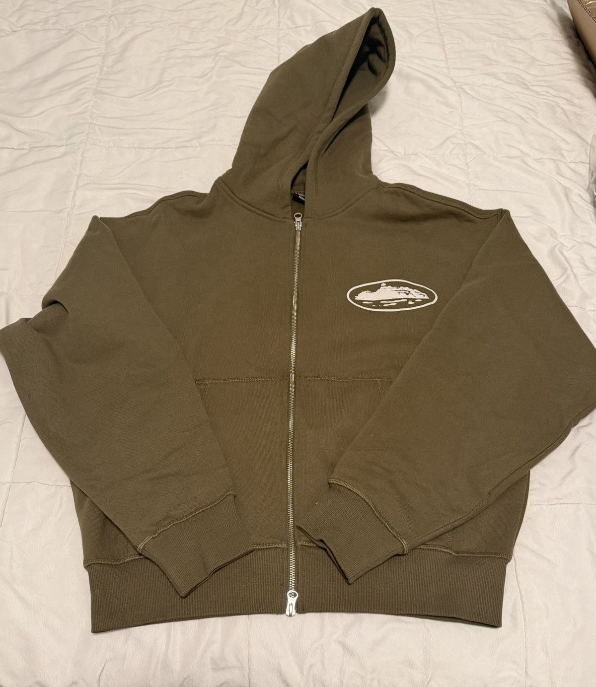 Corteiz Corteiz Island Puff Print Tracksuit Sweatsuit Olive Size M Size US M / EU 48-50 / 2 - 2 Thumbnail
