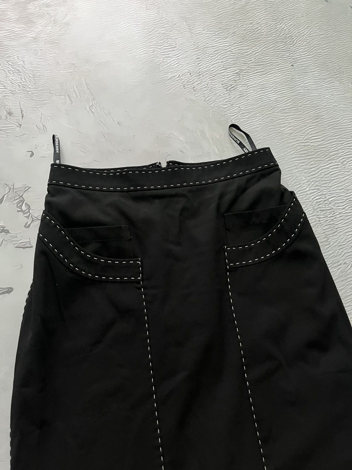 Burberry Burberry London England Luxury Black Skirt Size 26" / US 2 / IT 38 - 2 Thumbnail