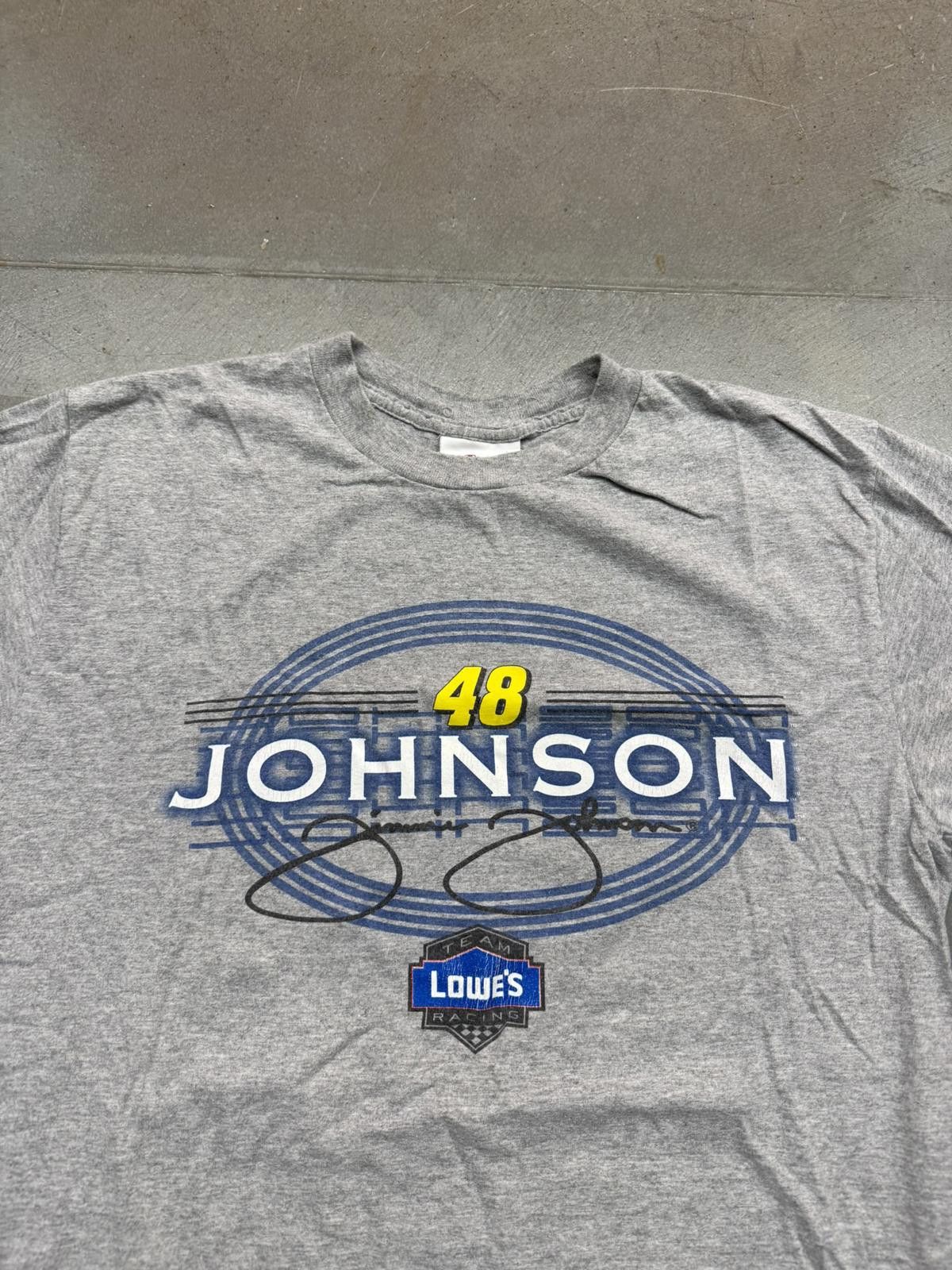 Winners Circle 2005 Winner's Circle NASCAR Jimmie Johnson Graphic T-shirt Size US L / EU 52-54 / 3 - 4 Thumbnail
