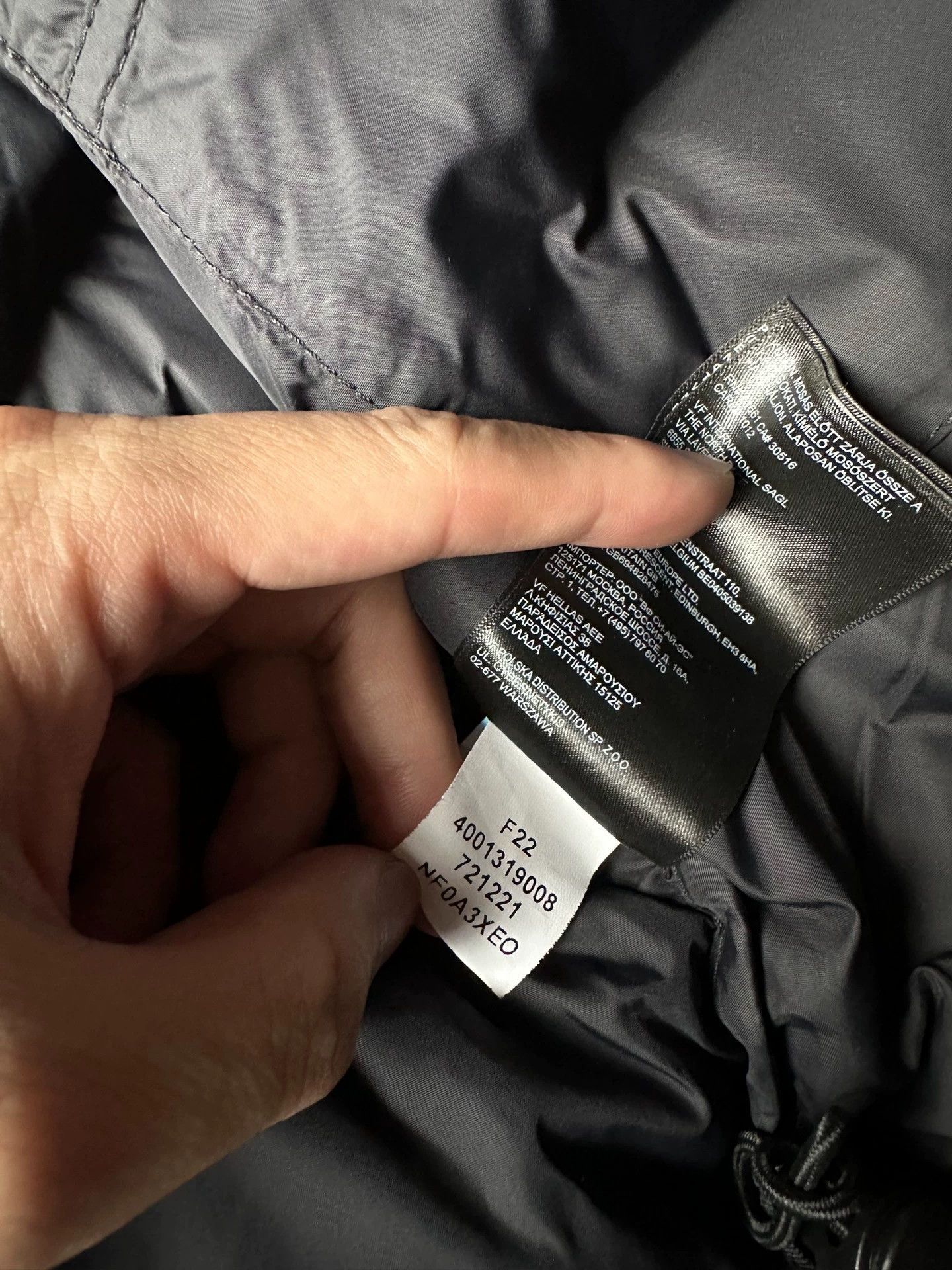 The North Face TNF 1996 Retro Nuptse Jacket Women's Black 700 Down Puffer S Size S / US 4 / IT 40 - 6 Thumbnail