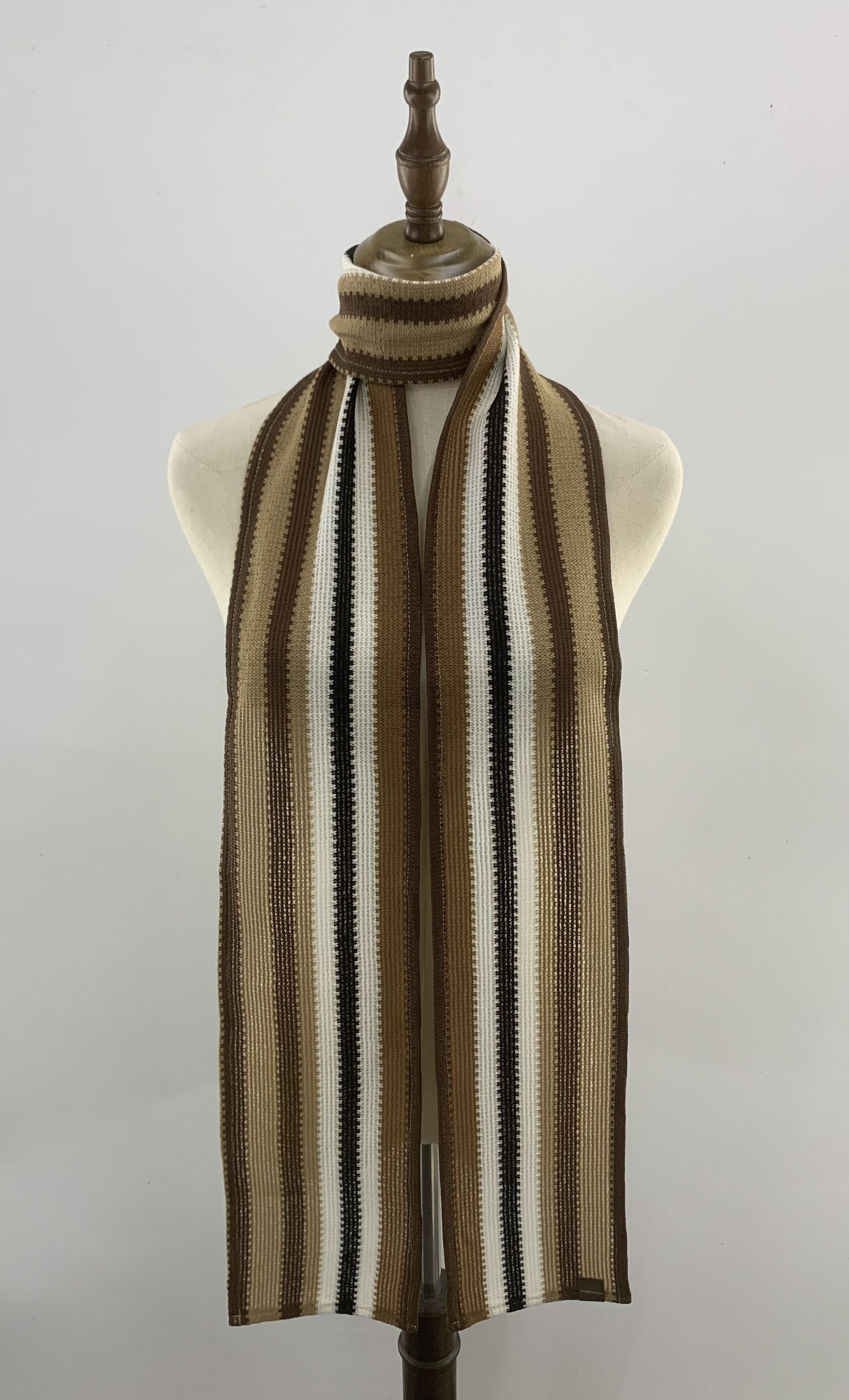 Takeo Kikuchi Takeo Kikuchi Scarf Wool Muffler Neck Wrap BL2075 Size ONE SIZE - 1 Thumbnail