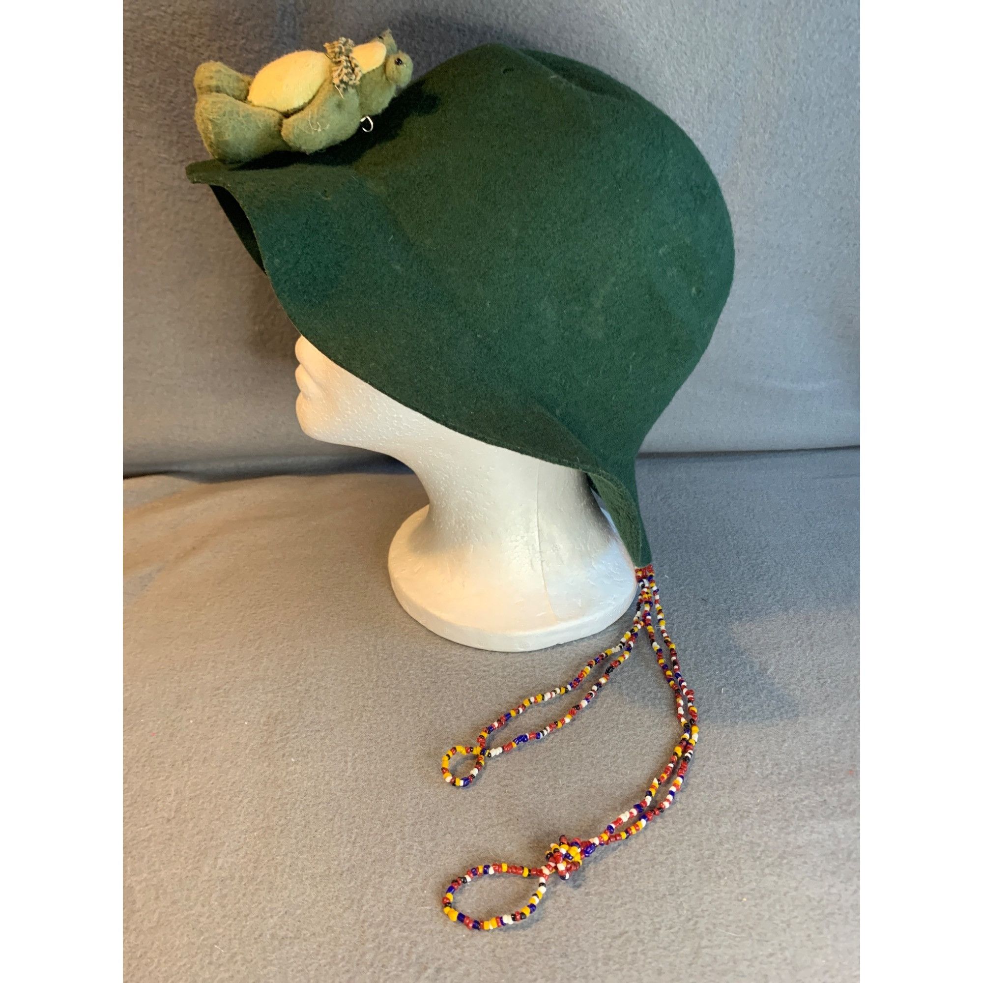 Ladies Green Crusher Wool Hat with Frog and Bead Accents by Effanem Vintage Ladies Green Crusher Wool Hat with Frog and Bead Accents by main image 3
