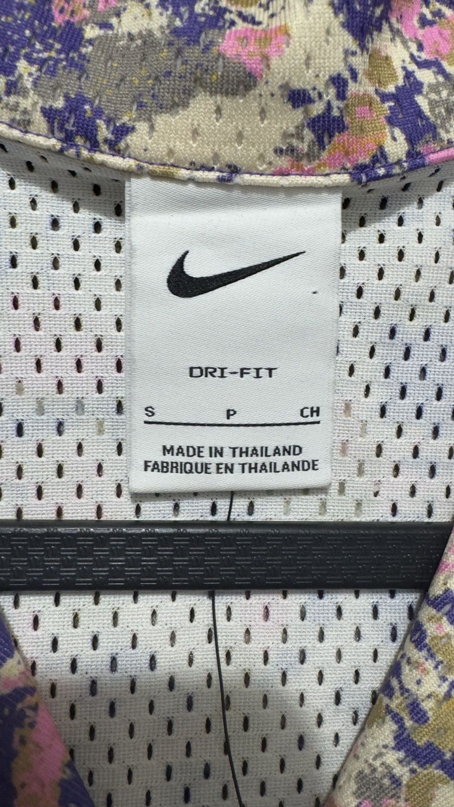Nike New NIKE mesh button up size S Size US S / EU 44-46 / 1 - 7 Thumbnail