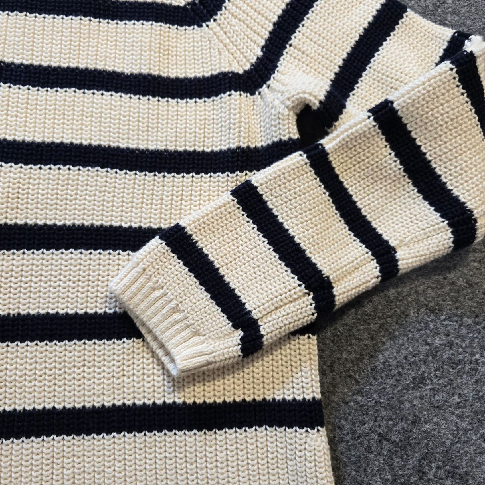 Talbots Talbots Sweater Womens Size M Petite White Blue Striped Nautical Preppy Pullover Raglan Sleeve Mock Neck Knit Cotton Regular Knit Pattern Striped Size M / US 6-8 / IT 42-44 - 3 Thumbnail
