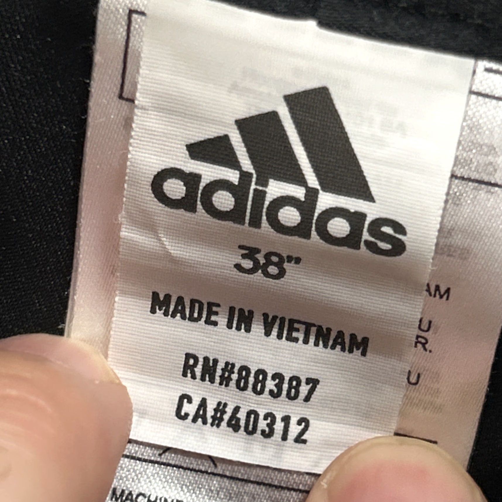 Adidas Adidas Shorts Mens 38 Black Flat Front Performance Tech Chino Golf Stretch Casual Shorts Mens 38 Black Chino Golf Size US 38 / EU 54 - 7 Thumbnail