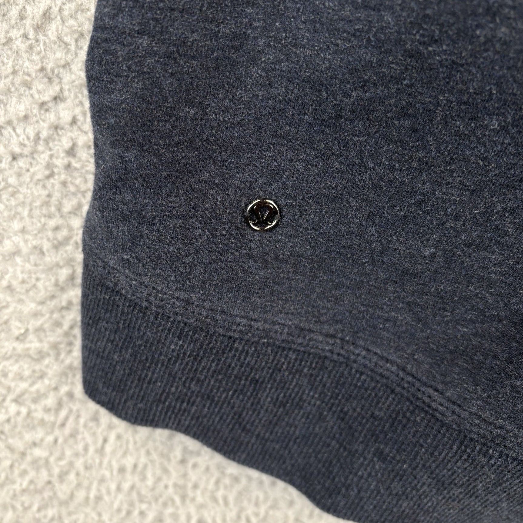 Lululemon Lululemon Stress Less Hoodie Funnel Neck Size 6 Dark Navy Thumb Holes Read Size M / US 6-8 / IT 42-44 - 5 Thumbnail