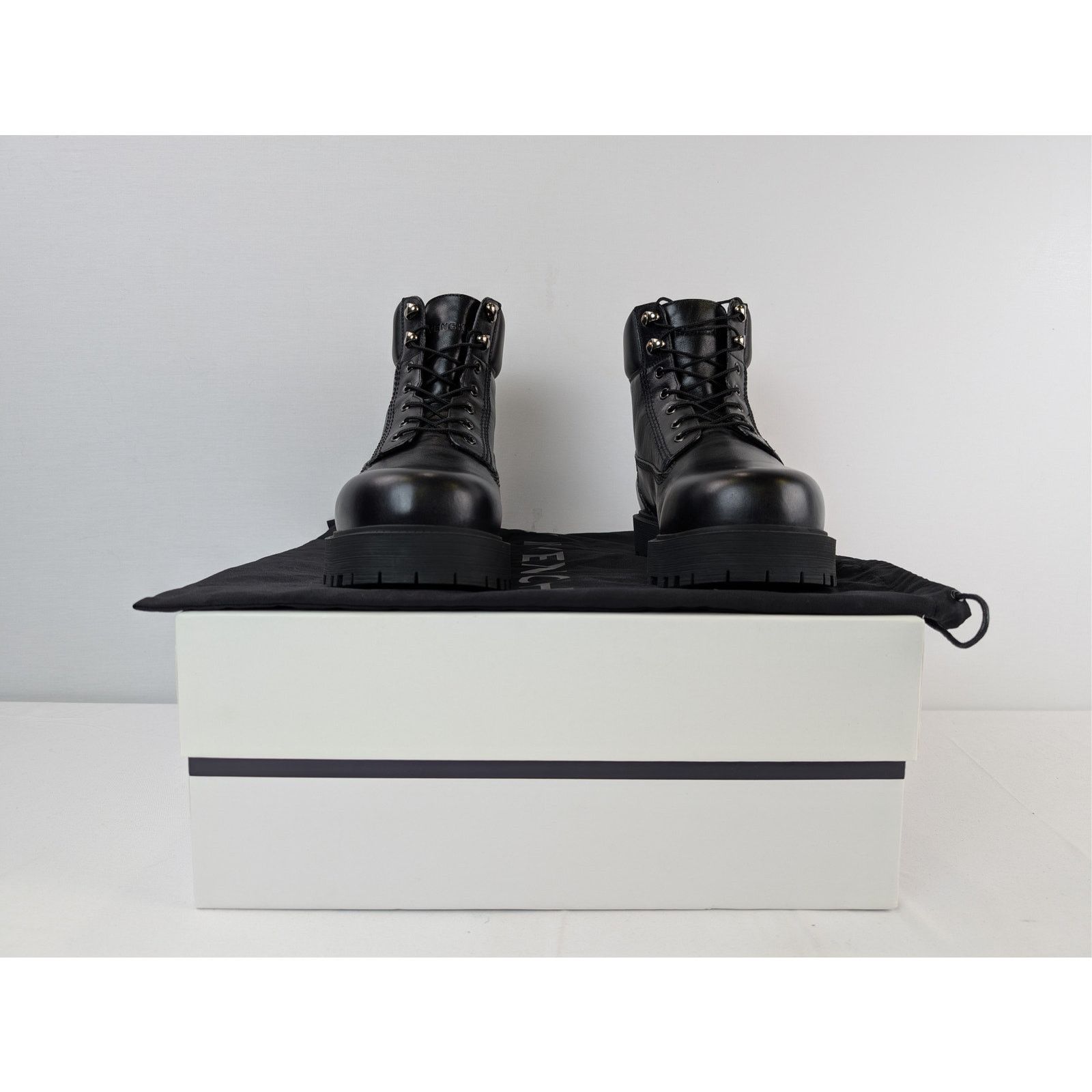 Givenchy o1rshd1 Show Lace-Up Boots in Black Size US 11 / EU 44 - 19 Thumbnail