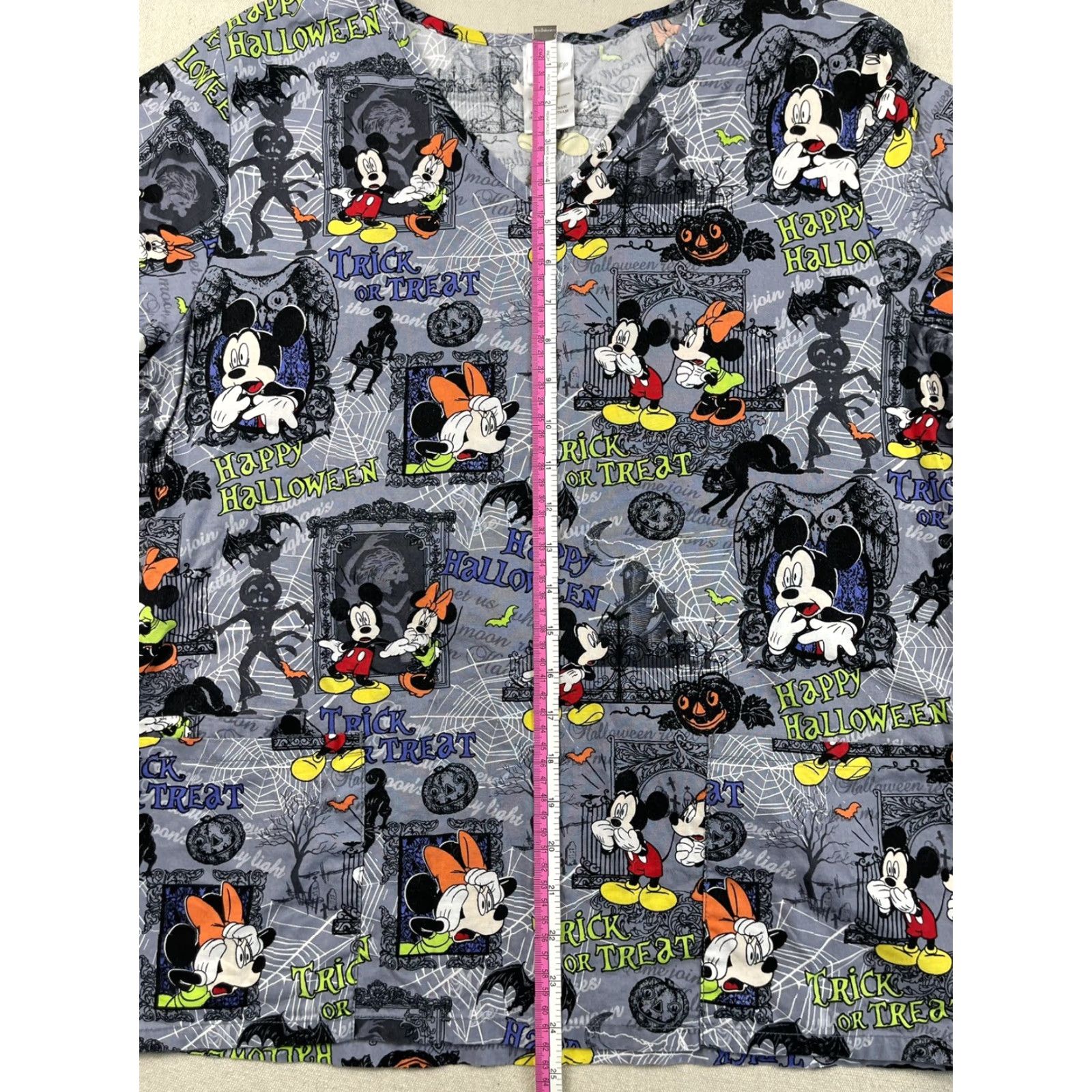 Disney Disney Scrub Top Shirt Women Medium M Mickey Mouse Trick Or Treat Halloween Pockets Multi-Color Cotton/Polyester Medical Disney Size US M / EU 48-50 / 2 - 5 Thumbnail