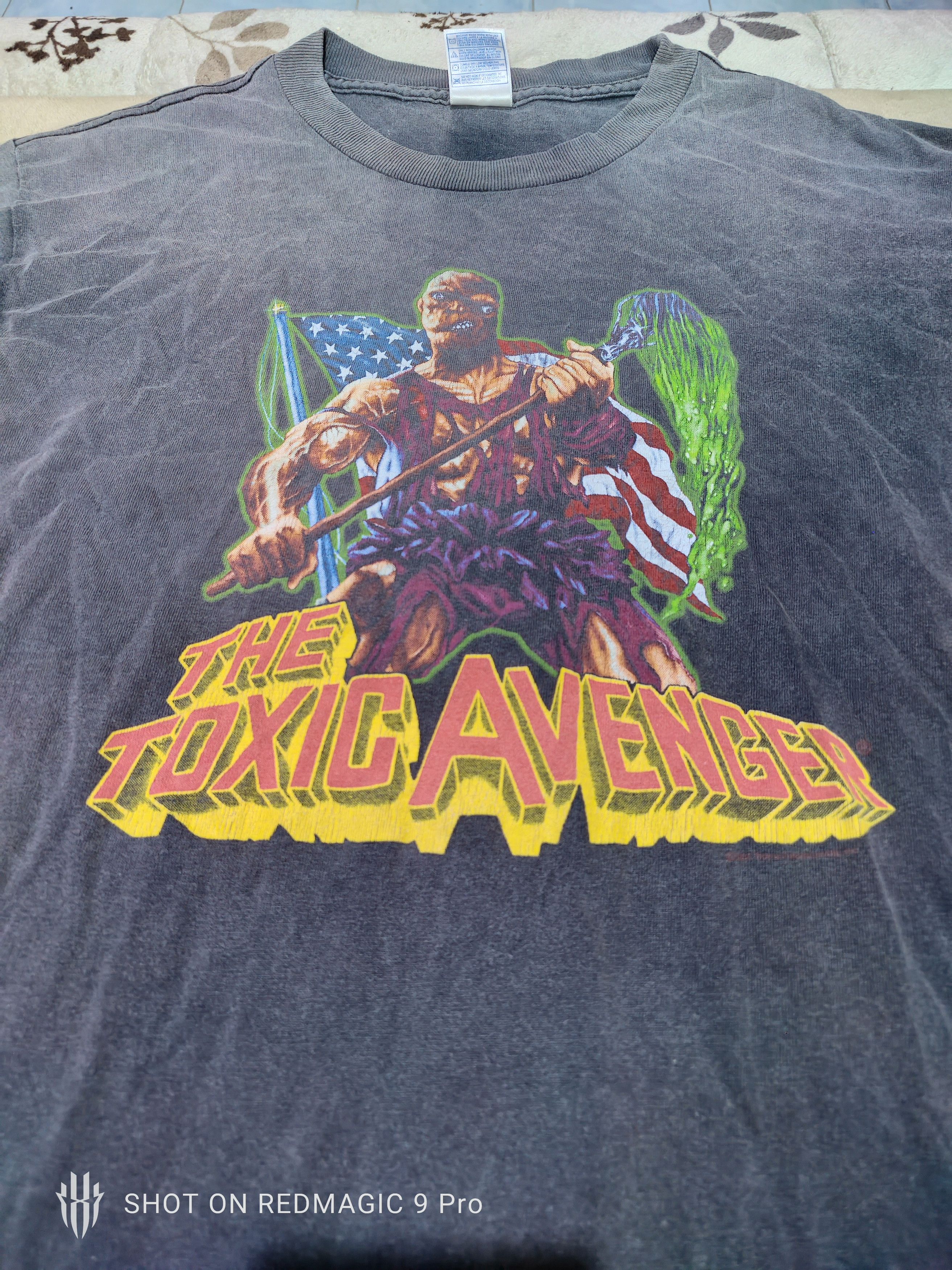 Vintage VINTAGE THE TOXIC AVENGER Size US M / EU 48-50 / 2 - 2 Thumbnail