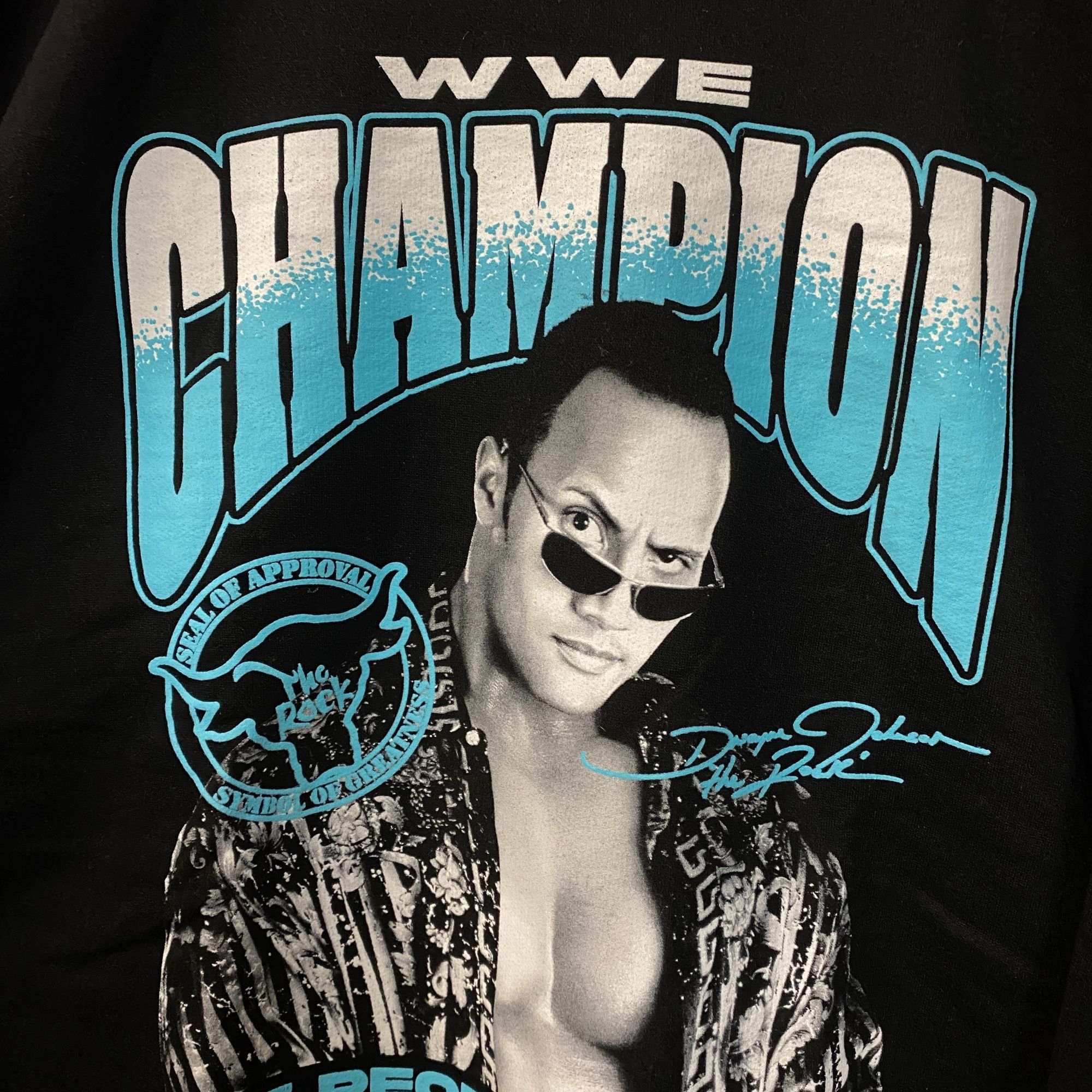 WWE The Rock WWE People Champion Resume Crewneck Sweater size XL Size US XL / EU 56 / 4 - 2 Thumbnail
