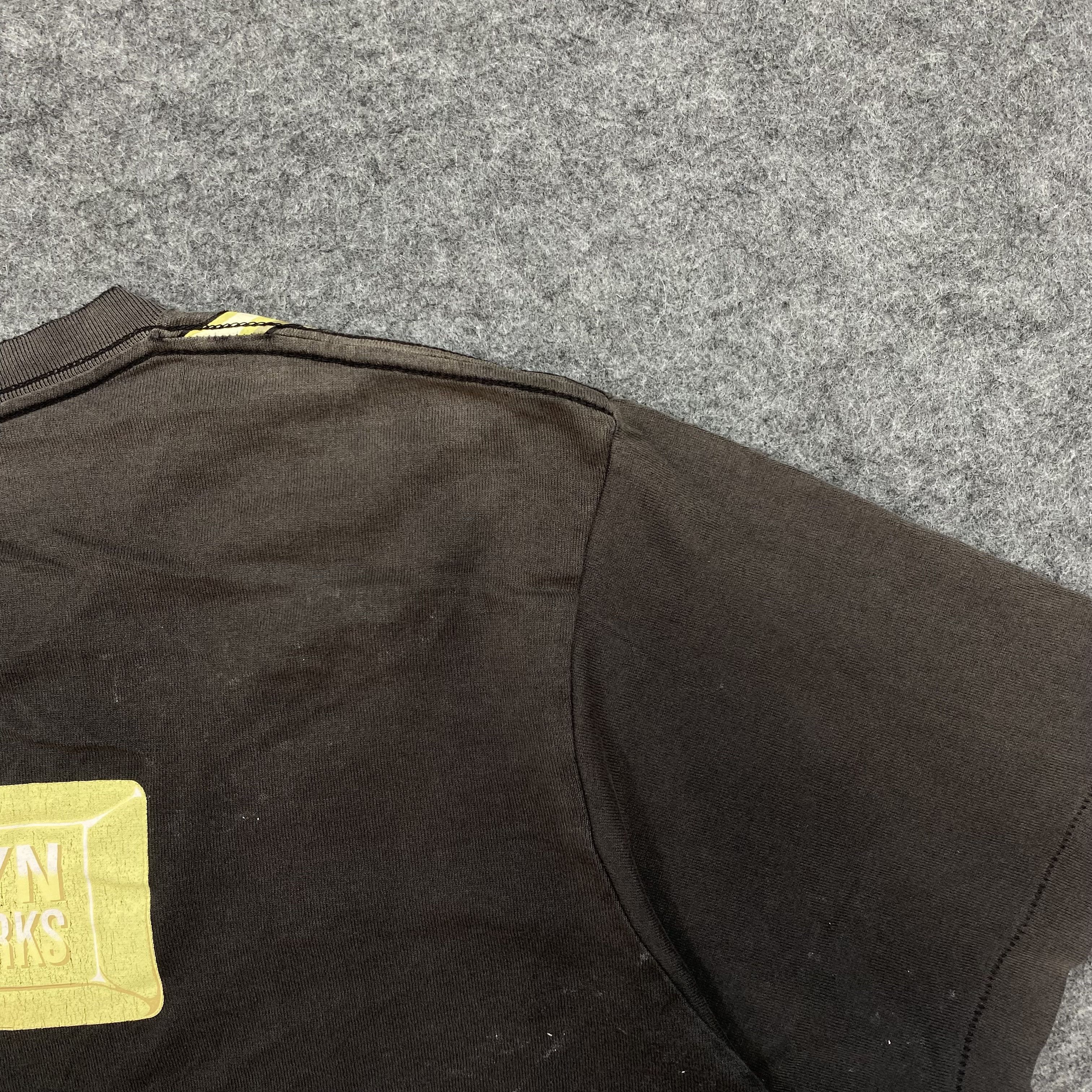 Vintage brooklyn x Uniqlo distressed tshirt-N016 Size US L / EU 52-54 / 3 - 12 Thumbnail