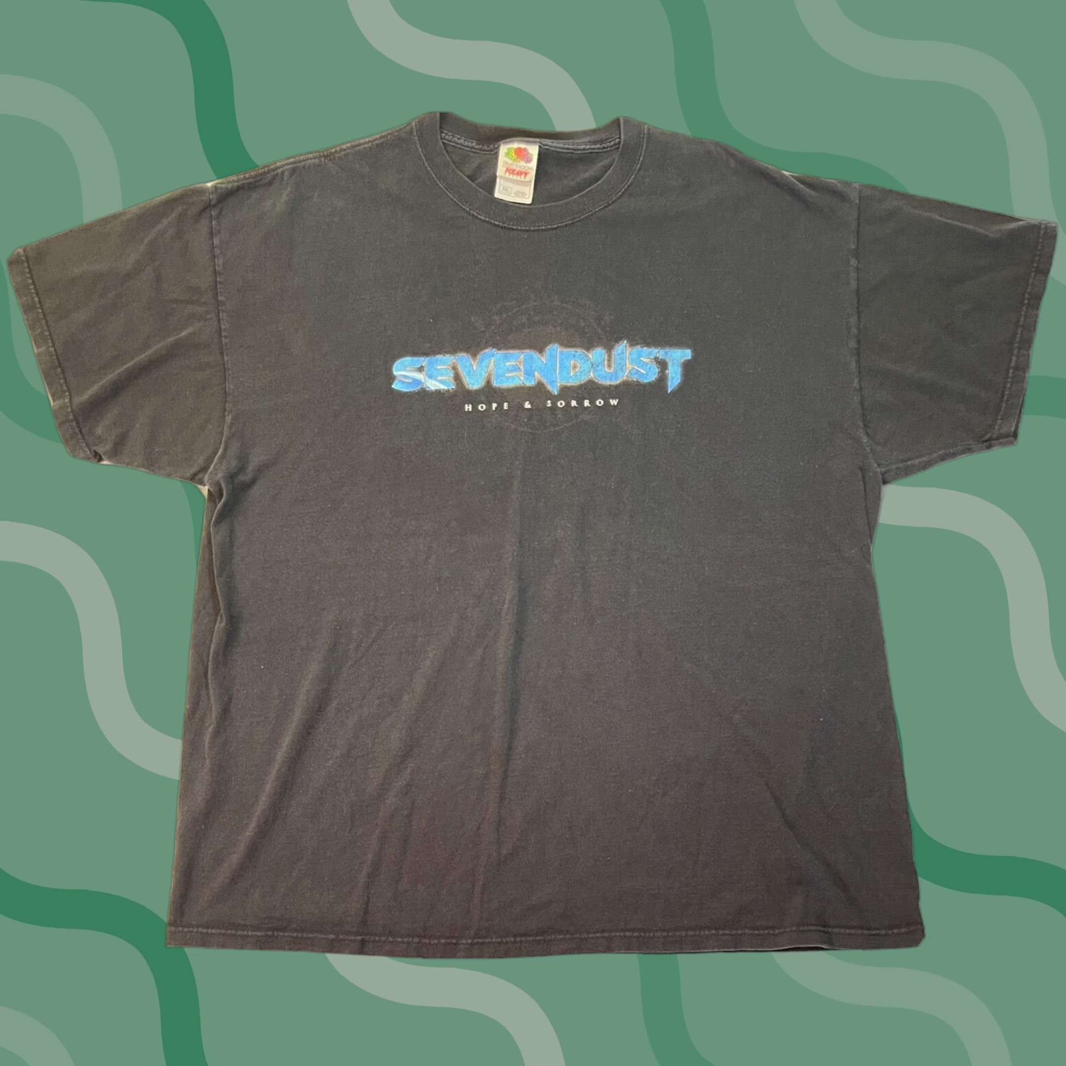 Fruit Of The Loom VINTAGE Sevendust Tour T-Shirt Mens 2XL Black Cotton Short Sleeve Round Neck Rock Band Tee 90s Concert USA Size US XXL / EU 58 / 5 - 1 Thumbnail