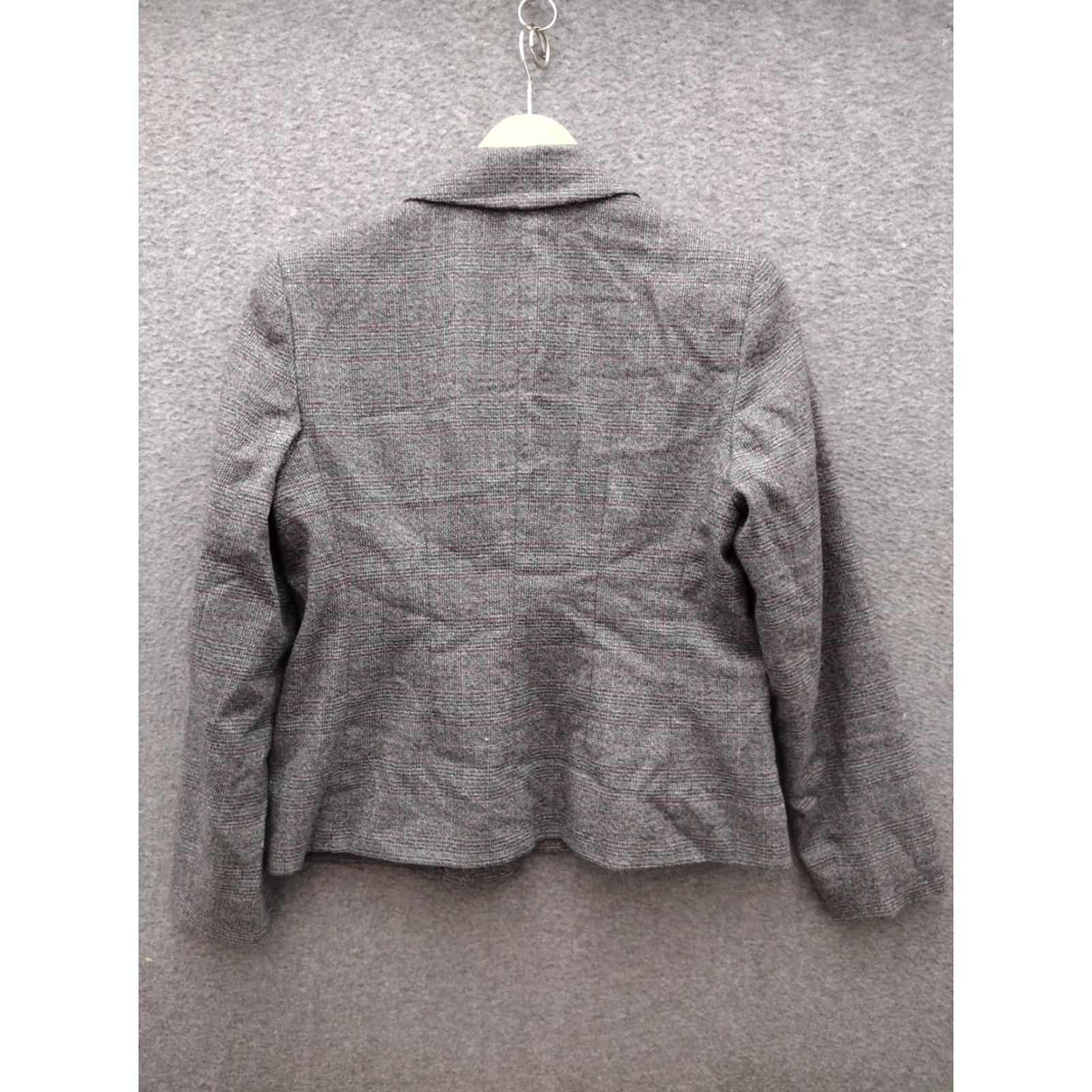 Jones New York VINTAGE Jones New York Blazer Women's 16P Petite 3 Button Pocket Office Career Work Plaid Gray Size M / US 6-8 / IT 42-44 - 2 Thumbnail