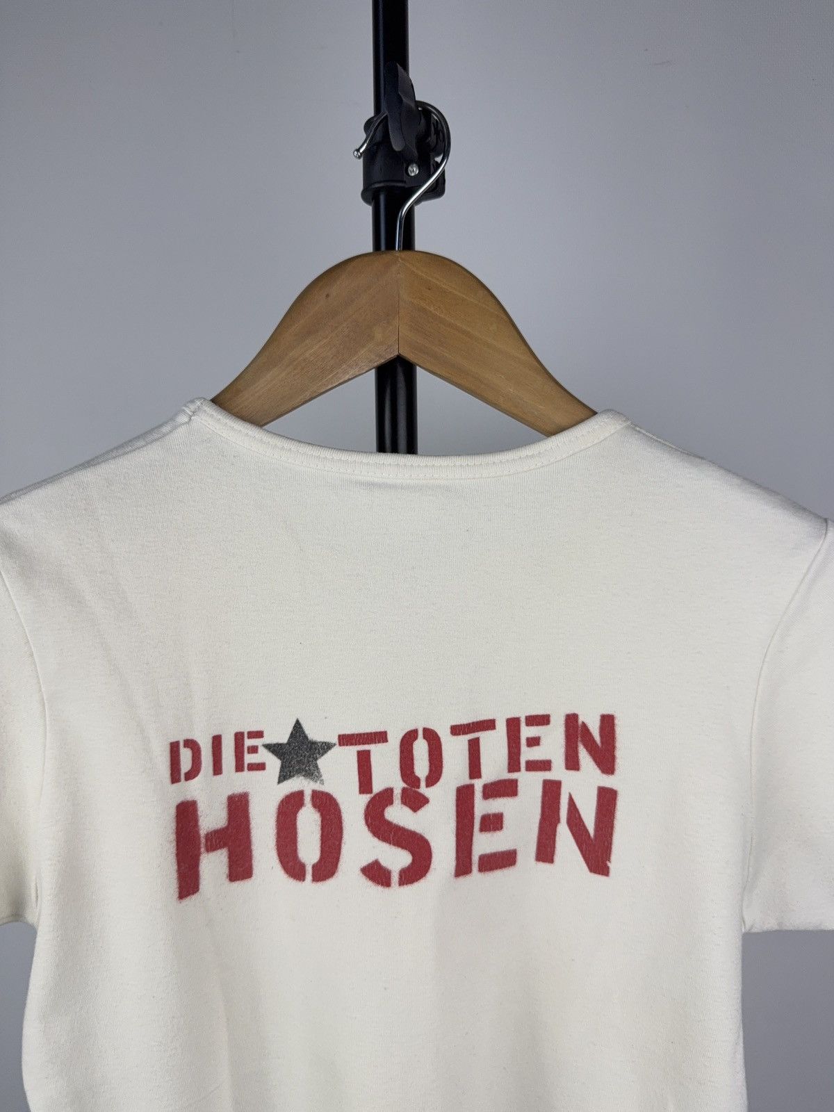 Band Tees Vintage 90s Retro Die Toten Hosen Germany wmns t shirt Size S / US 4 / IT 40 - 15 Thumbnail