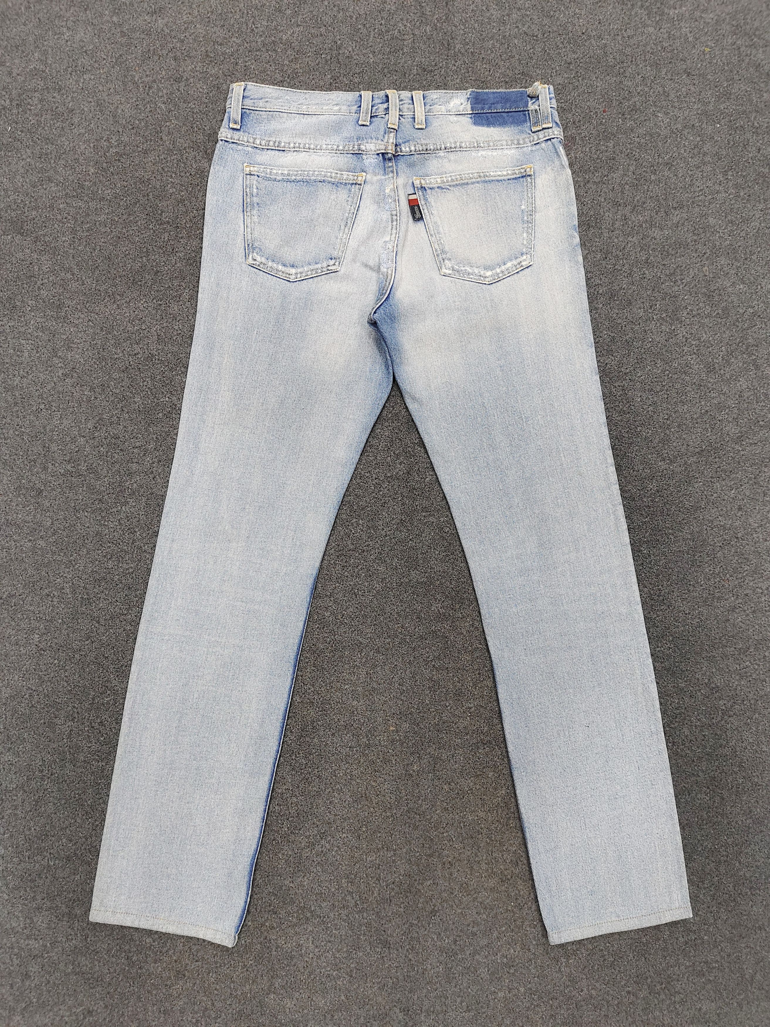 00s Gucci-Archive Distressed Stitched Light Wash Skinny Jean