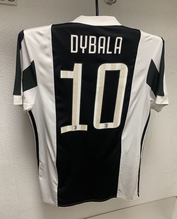 Adidas Dybala 10 Adidas juventus soccer jersey M champions 16/17 sz | Grailed