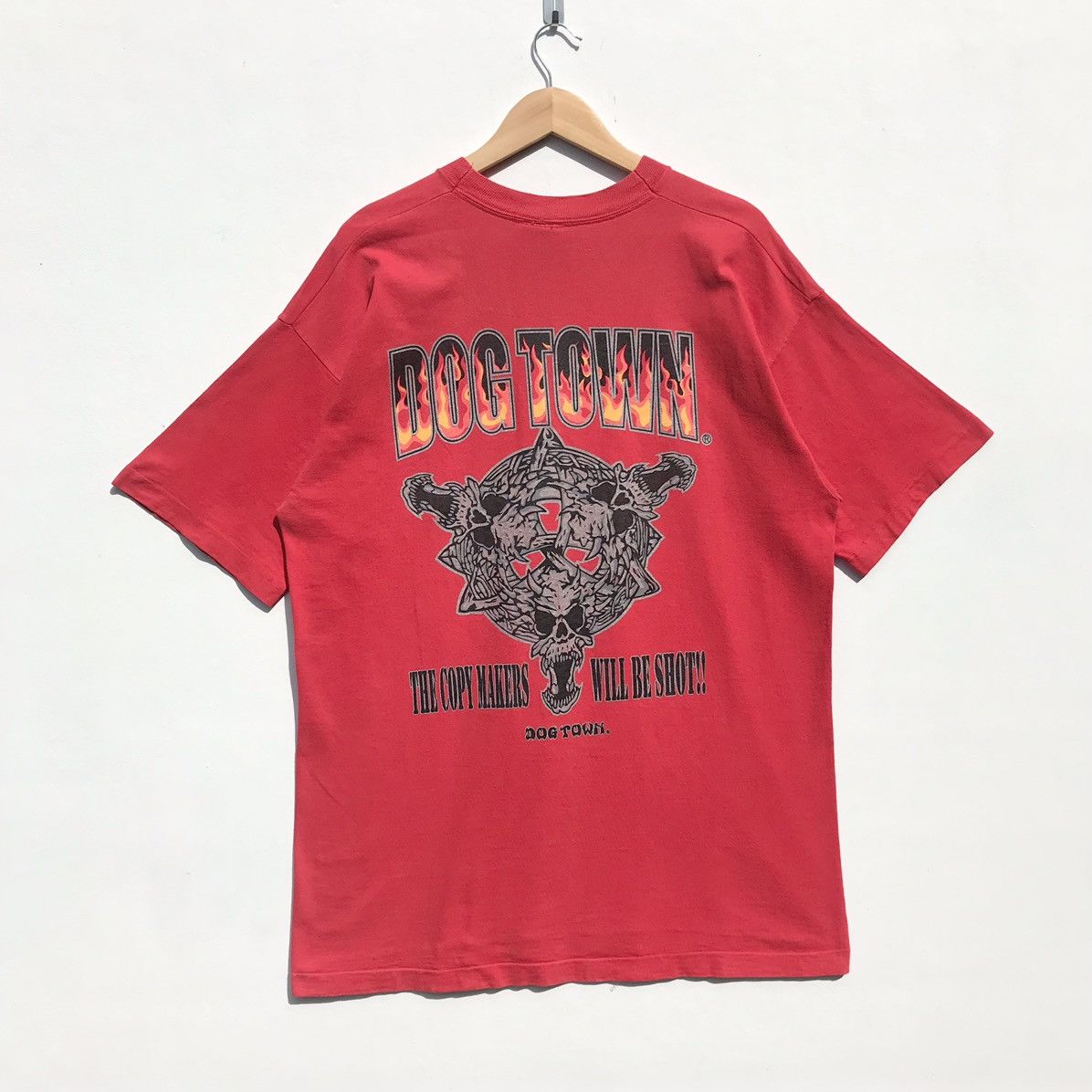 Vintage Vintage 90s Dog Town Flame Shirt Dog Town Skatebording Size US L / EU 52-54 / 3 - 1 Thumbnail