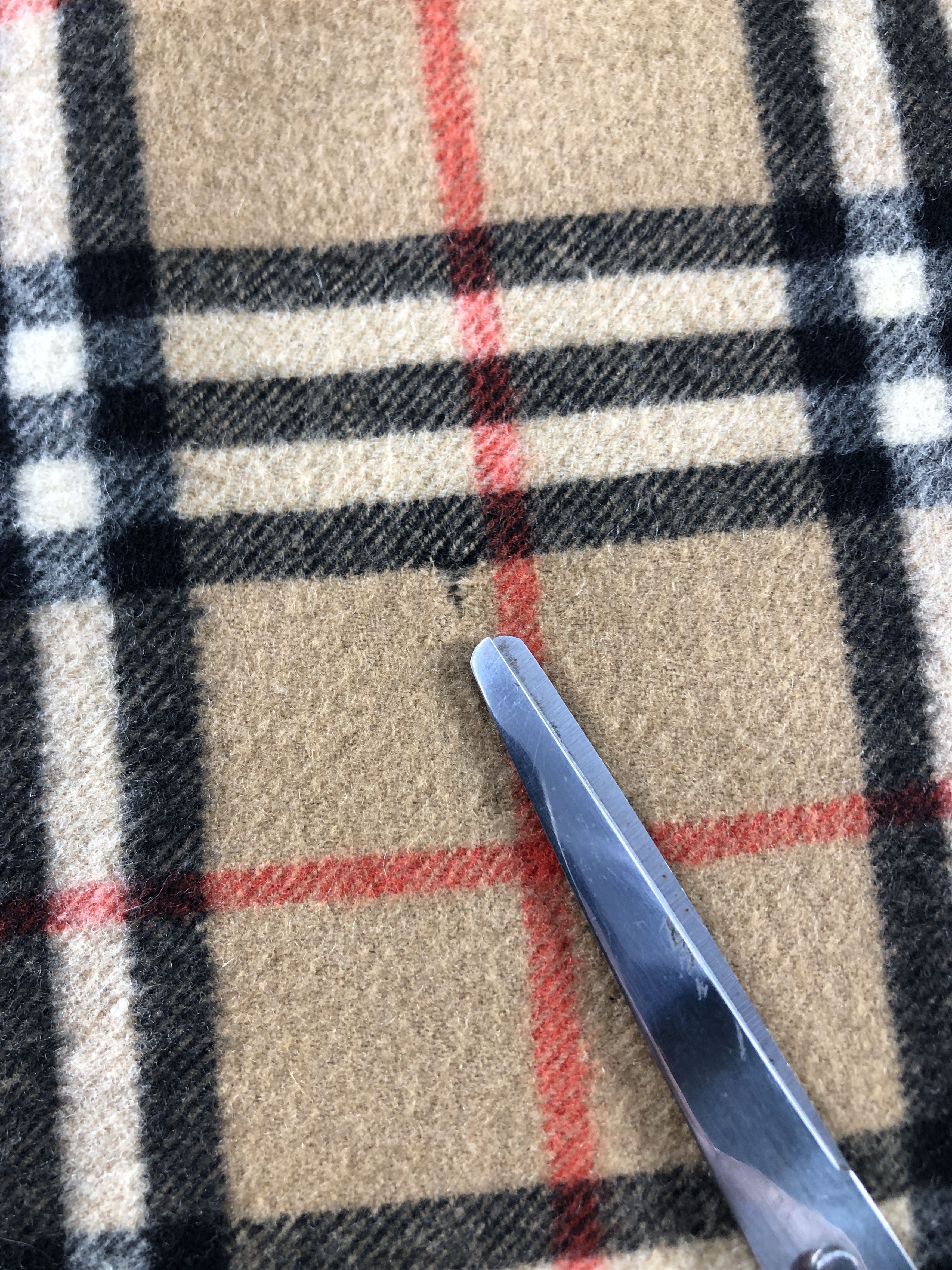 Burberry Burberry Cashmere Scarf / Muffler / Neckwear P820 Size ONE SIZE - 7 Thumbnail