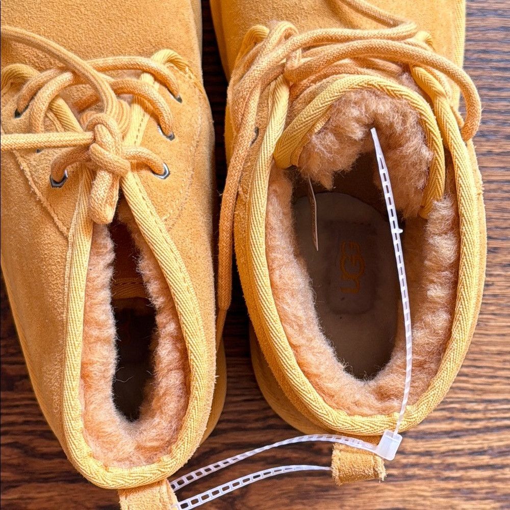 Ugg UGG Women’s 6 Yellow Suede Lace-Up Boots Size US 6 / IT 36 - 8 Thumbnail