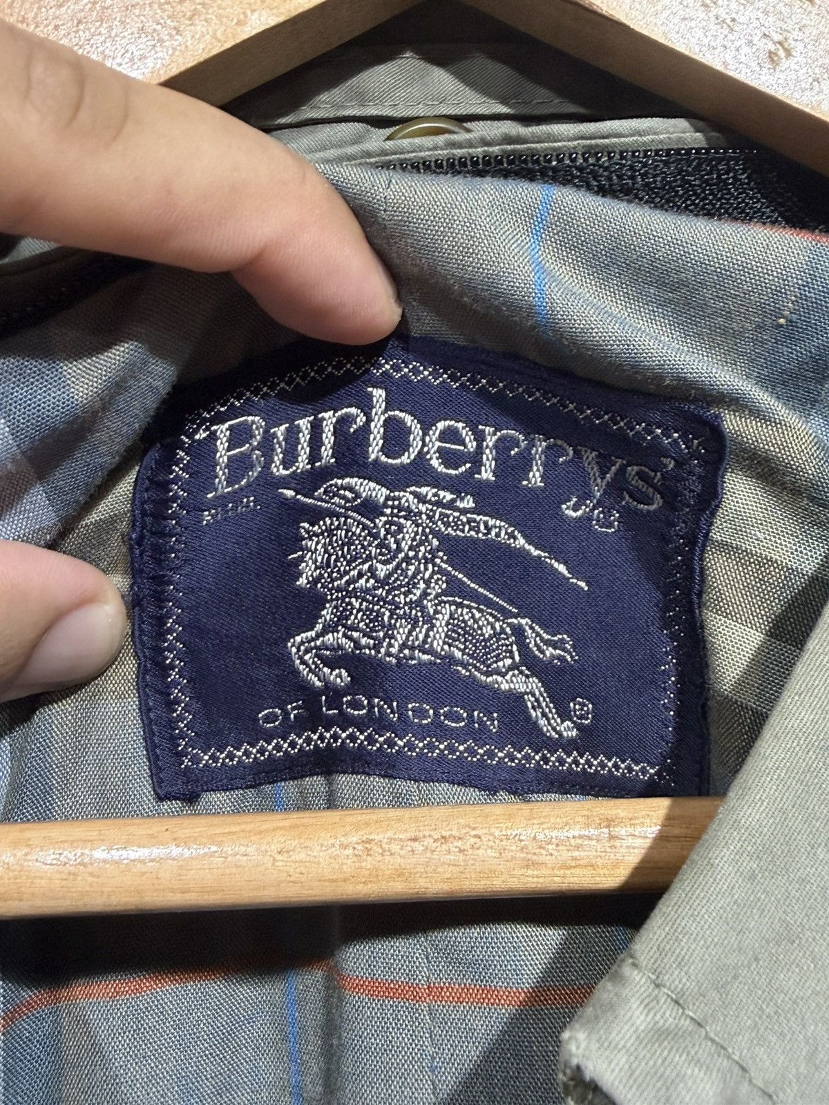 Burberry Burberry trench coat Size US L / EU 52-54 / 3 - 3 Thumbnail