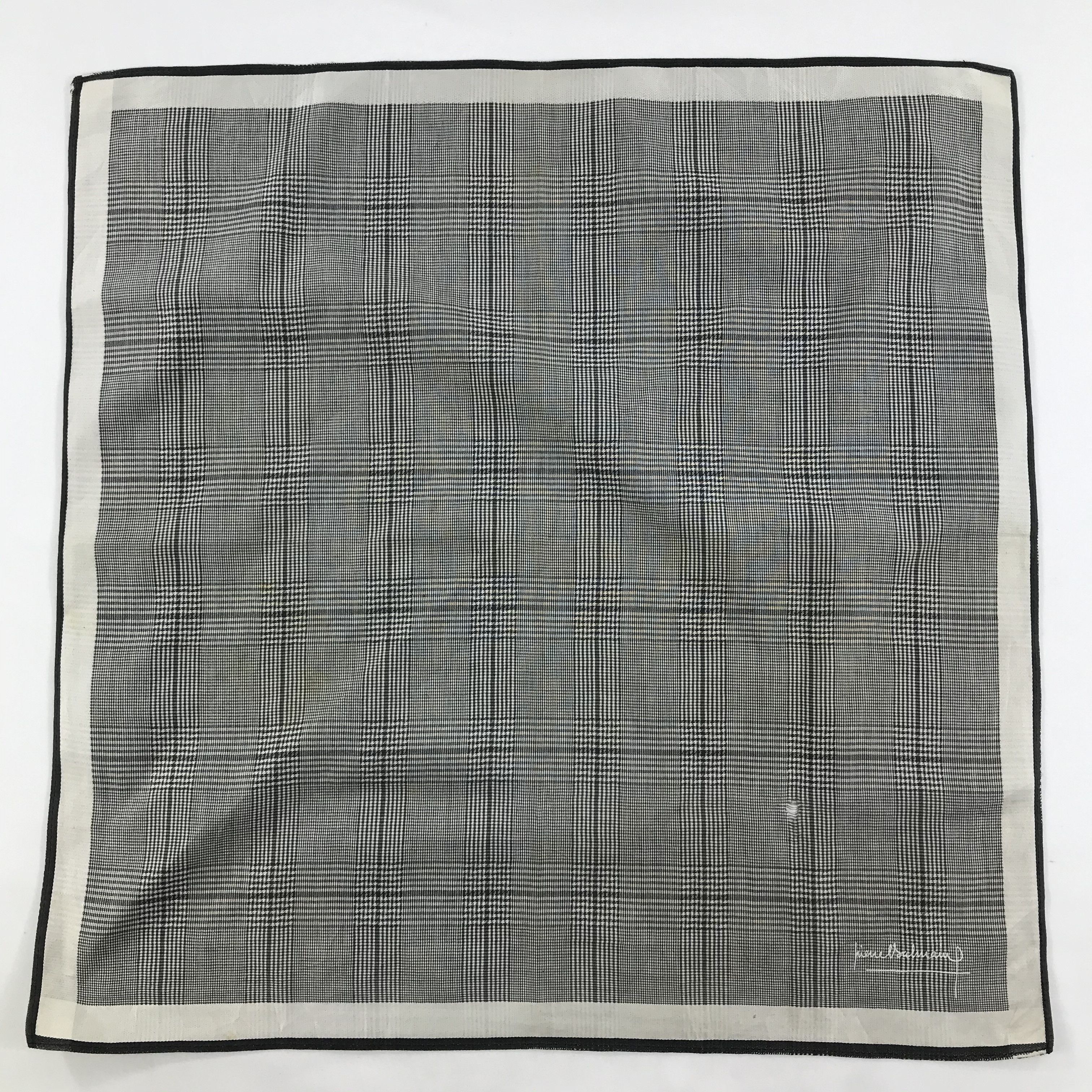 Pierre Balmain × Vintage Pierre Balmain Bandana / Handkerchief / Neckerchief - S1468 Size ONE SIZE - 1 Thumbnail