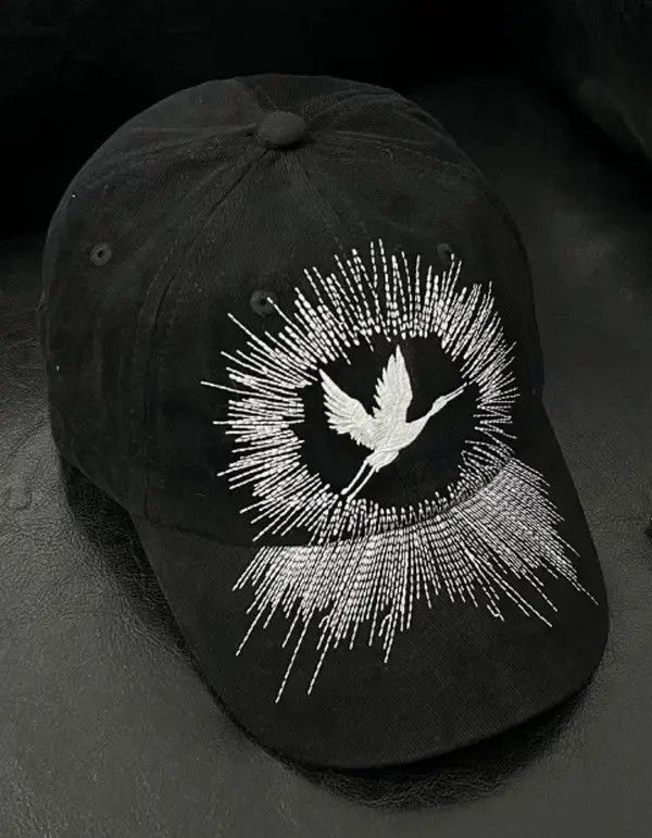 Japanese Brand Furuya x Miku Avant garde fashion crane embroidered ball cap Size ONE SIZE - 6 Thumbnail