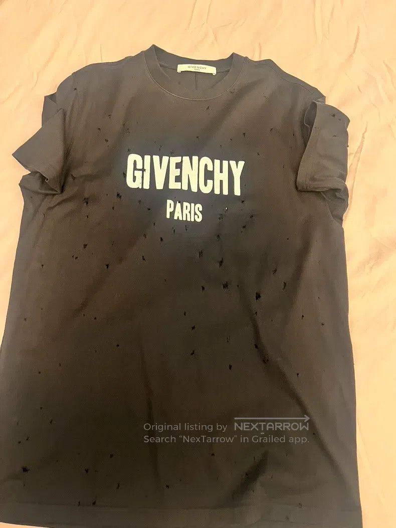 Givenchy Givenchy Black Ripped Short Sleeve Size US XS / EU 42 / 0 - 1 Thumbnail