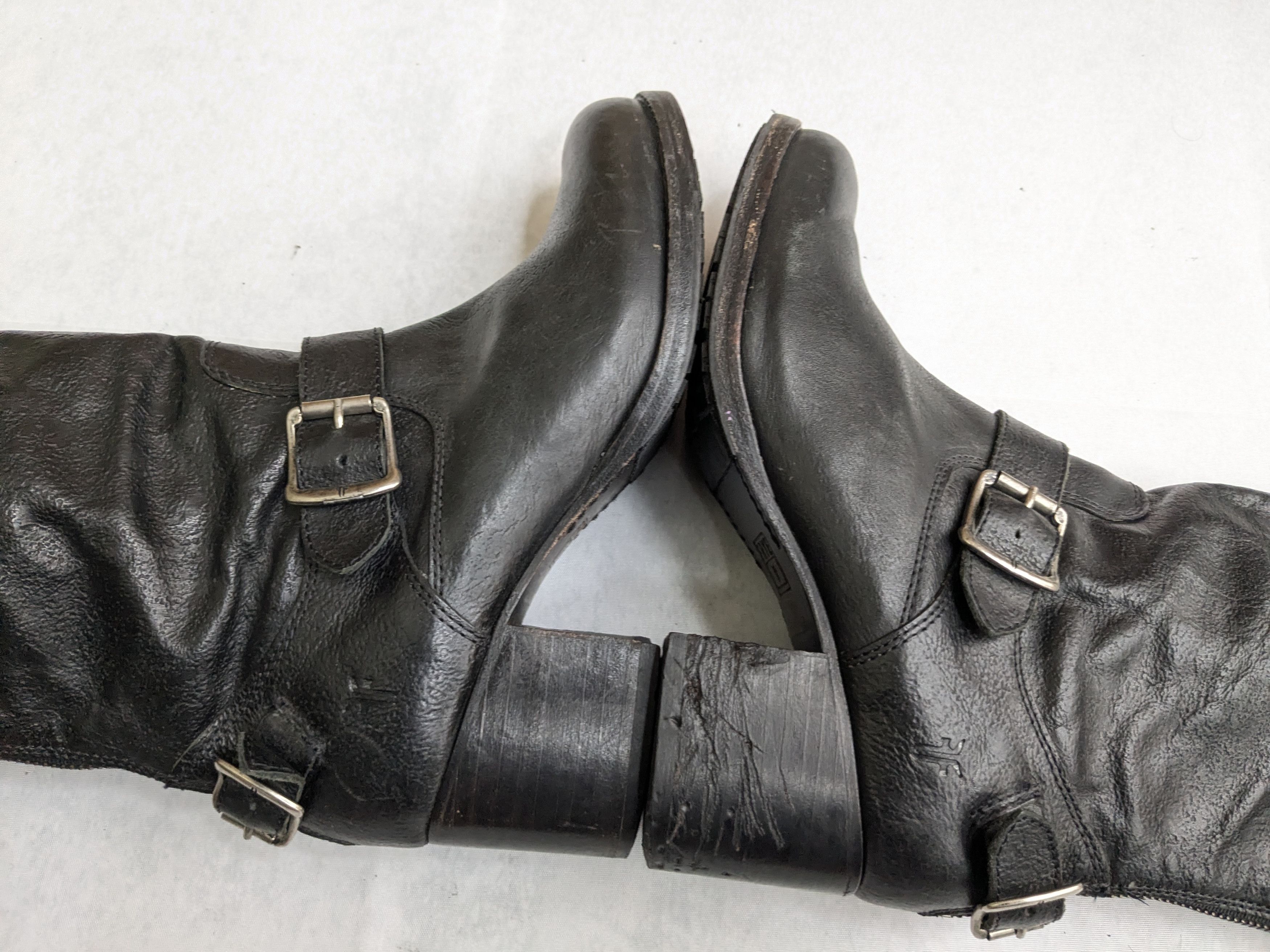 Frye Frye Engineer Boots Black Leather 7 Leather Buckle Size US 7 / EU 40 - 7 Thumbnail