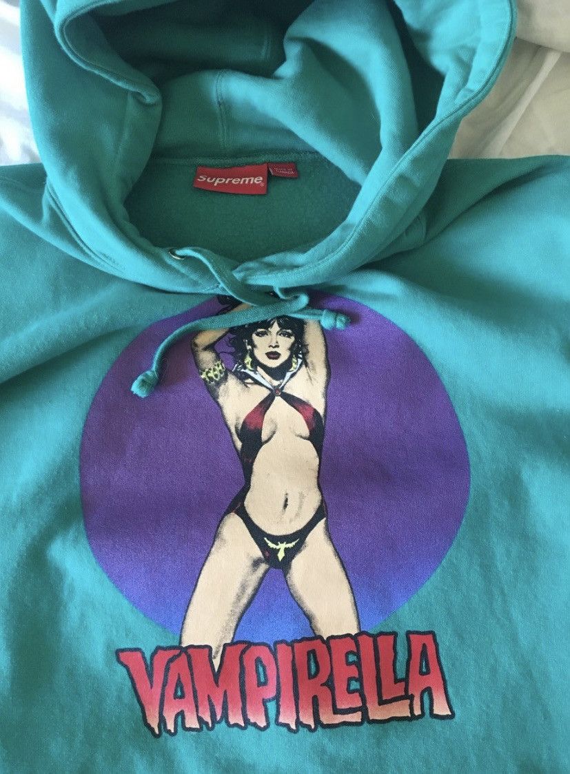 M*様 supreme Vampirella Hooded Sweatshirt Supreme Vampirella Hoodie | Grailed