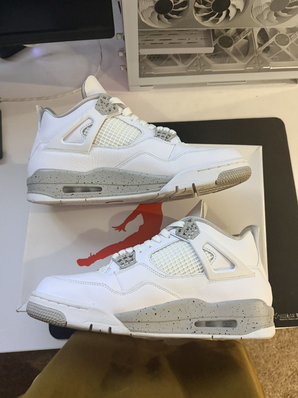 Jordan Brand White Oreo Jordan 4 Retro Size US 10 / EU 43 - 3 Thumbnail