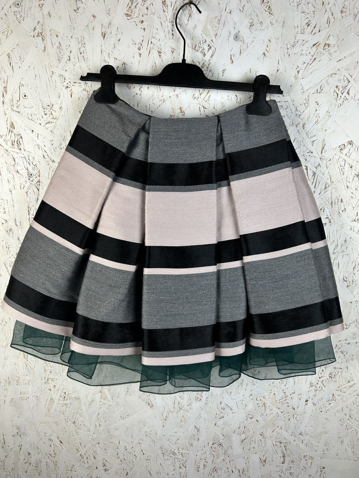 Dior Christian Dior Wool Mini Skirt Striped US 4 IT 40 FR 36 Size 27" / US 4 / IT 40 - 5 Thumbnail