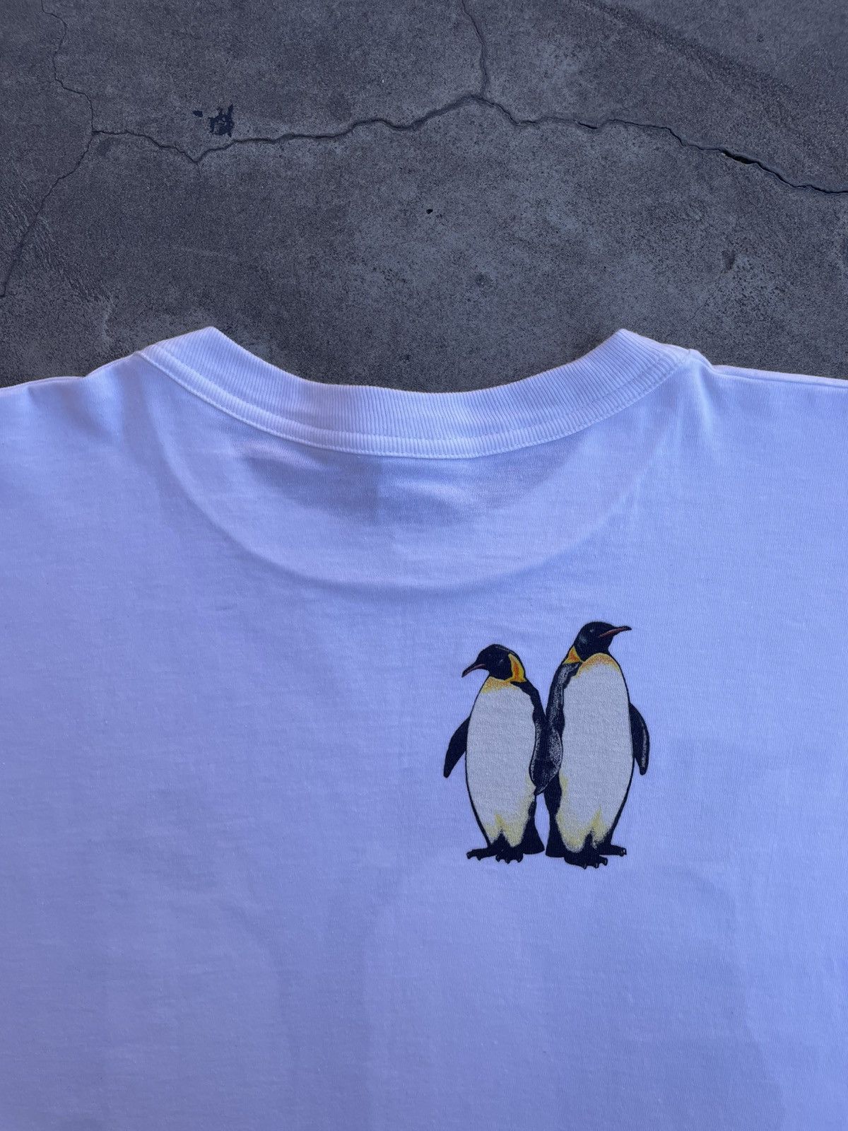 Vintage Harlequin: 1990 Single Stitched T-Shirt w/ Five Penguins Size US XL / EU 56 / 4 - 3 Thumbnail