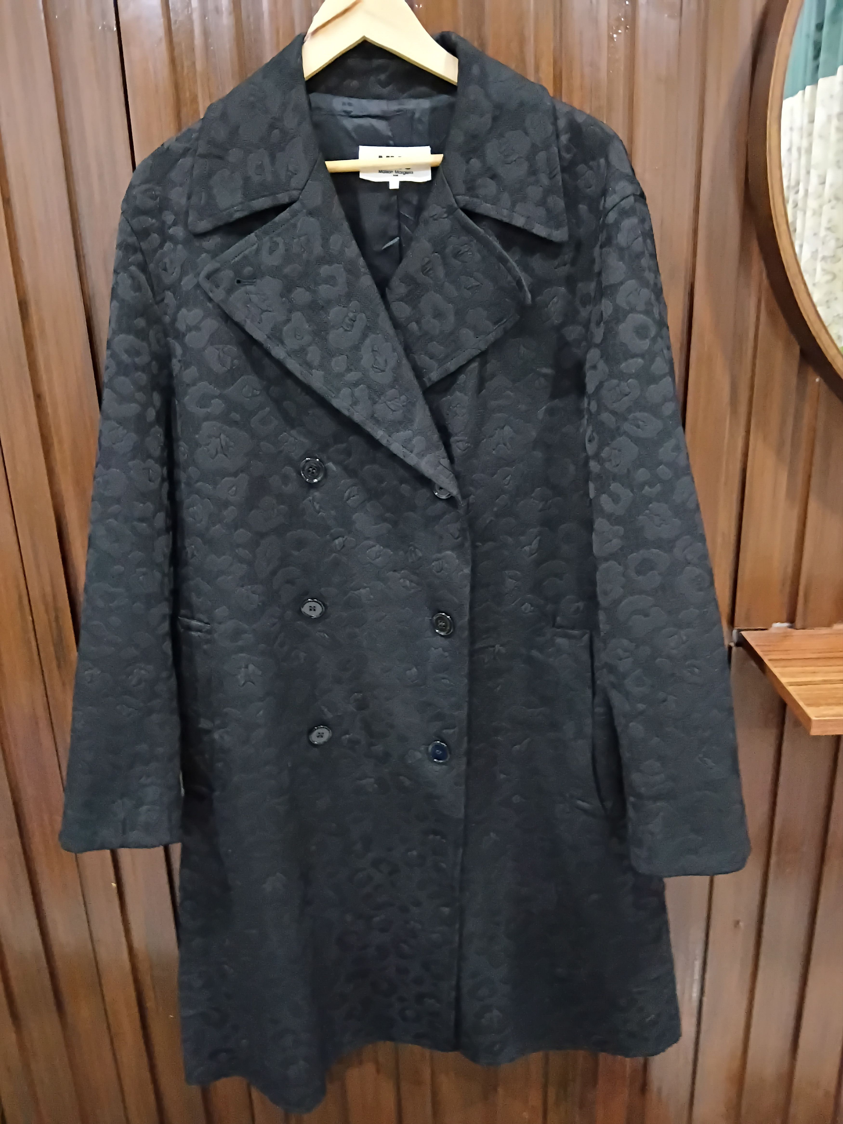 Maison Margiela MM6 Maison Margiela Leopard Print Jacquard Woven Coat Size XS / US 0-2 / IT 36-38 - 1 Thumbnail