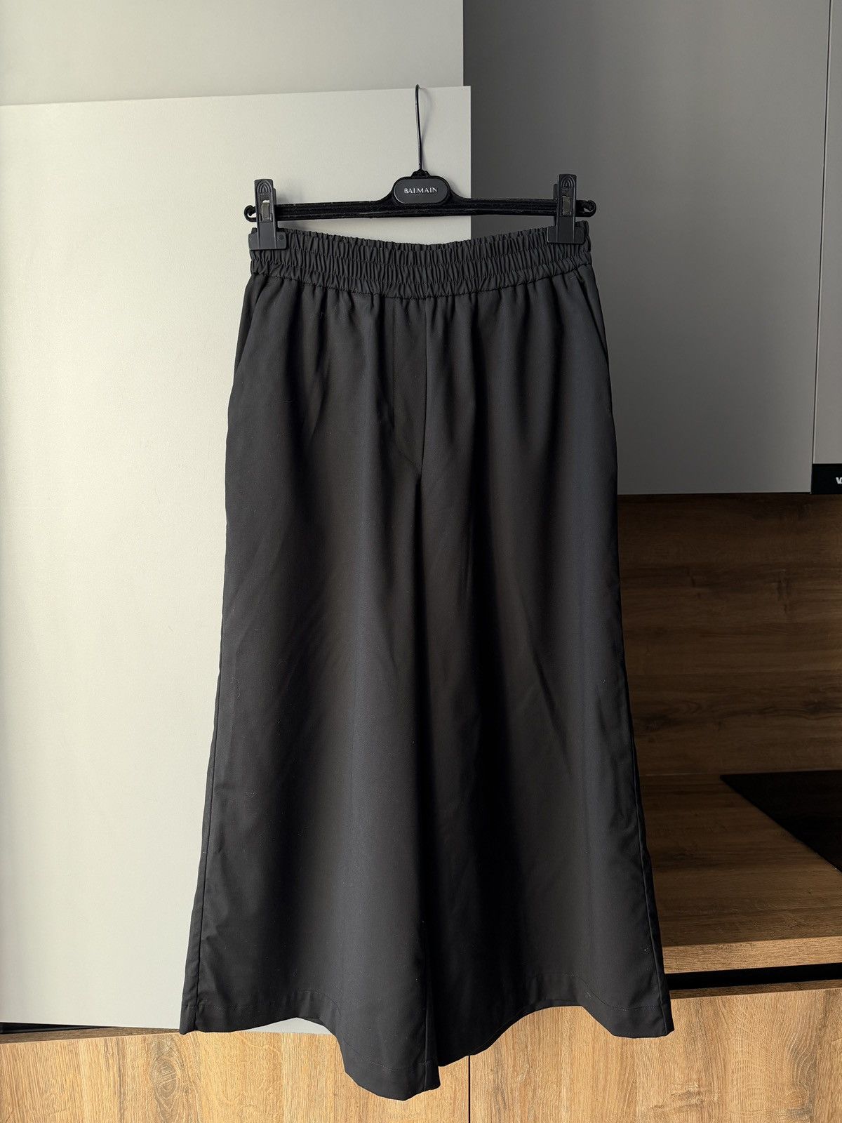 Loewe Loewe Cropped Anagram Embroidered Black Culottes Size 24" / US 00 / IT 34 - 3 Thumbnail