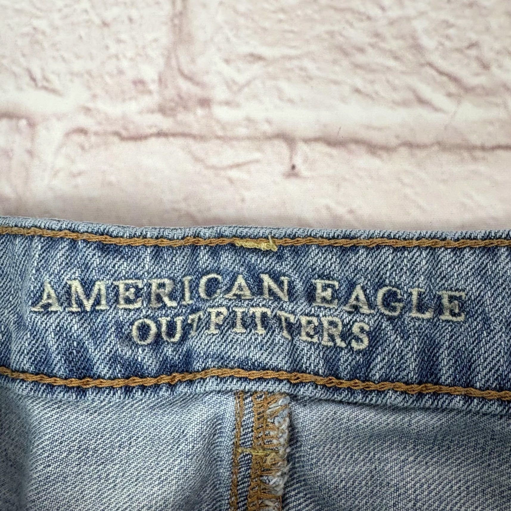 American Eagle Outfitters American Eagle Outfitters Shorts Womens 00 Blue Boy Midi Distressed Denim Cutoff Size 24" / US 00 / IT 34 - 4 Thumbnail