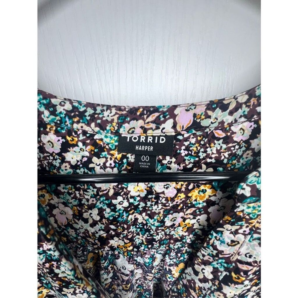 Torrid Torrid Harper 3/4 Sleeve V-Neck Loose Fit Floral Blouse Size L / US 10 / IT 46 - 3 Thumbnail