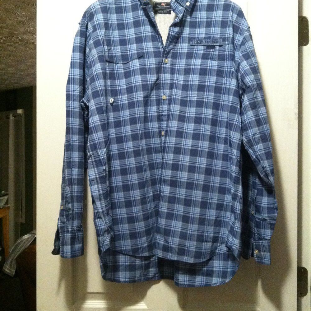 Vineyard Vines VINEYARD VINES MEN'S BLUE 96%NYLON4%POLYESTER CASUAL SHIRT L Size US L / EU 52-54 / 3 - 6 Thumbnail