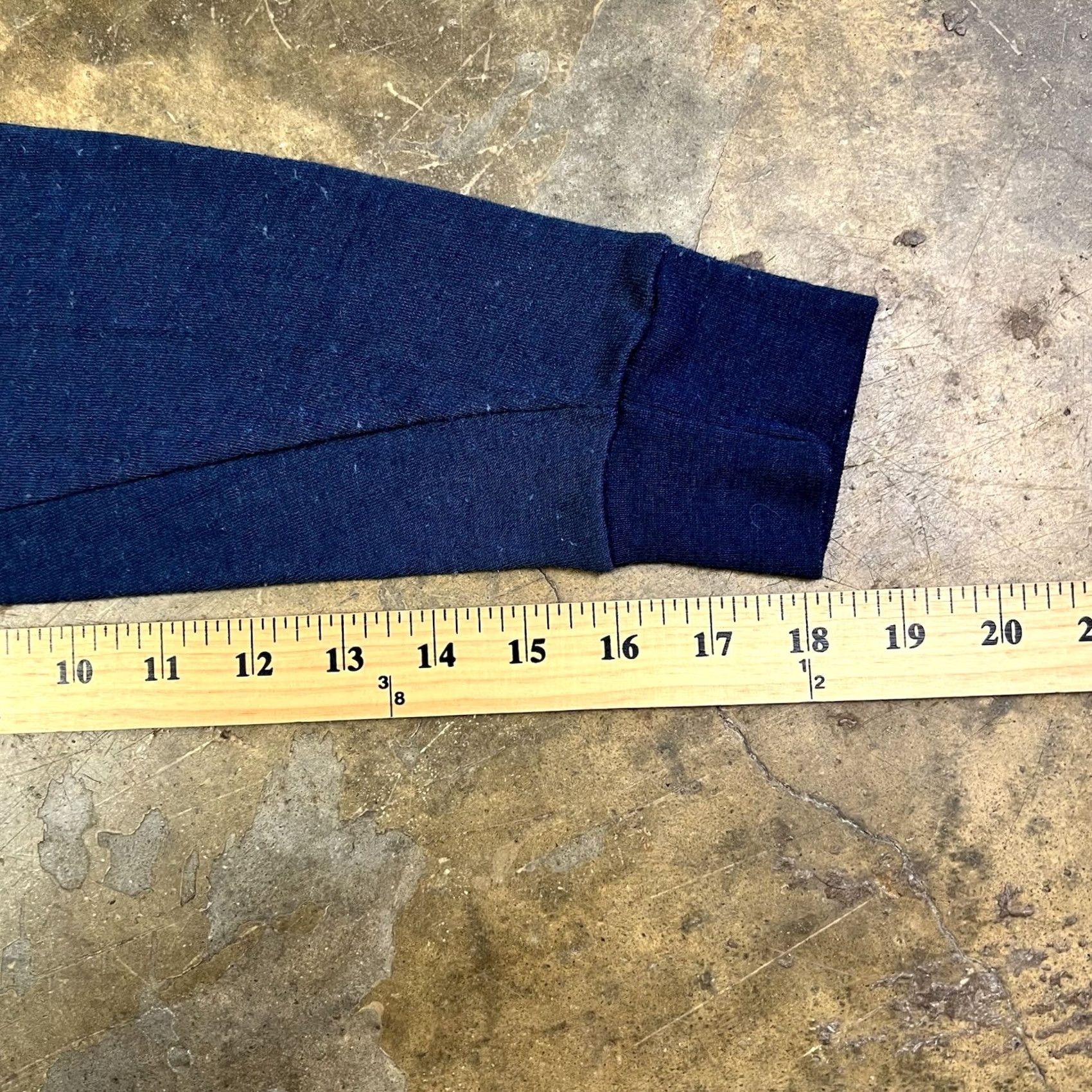 Vintage VINTAGE Polyskin Thermal Blue Shirt Mens M 90s Base Layer Made in USA Blue Polyskins By Allen-A Shirt Mens M Thermal 90s Blue Shirt Mens M Size US M / EU 48-50 / 2 - 6 Thumbnail