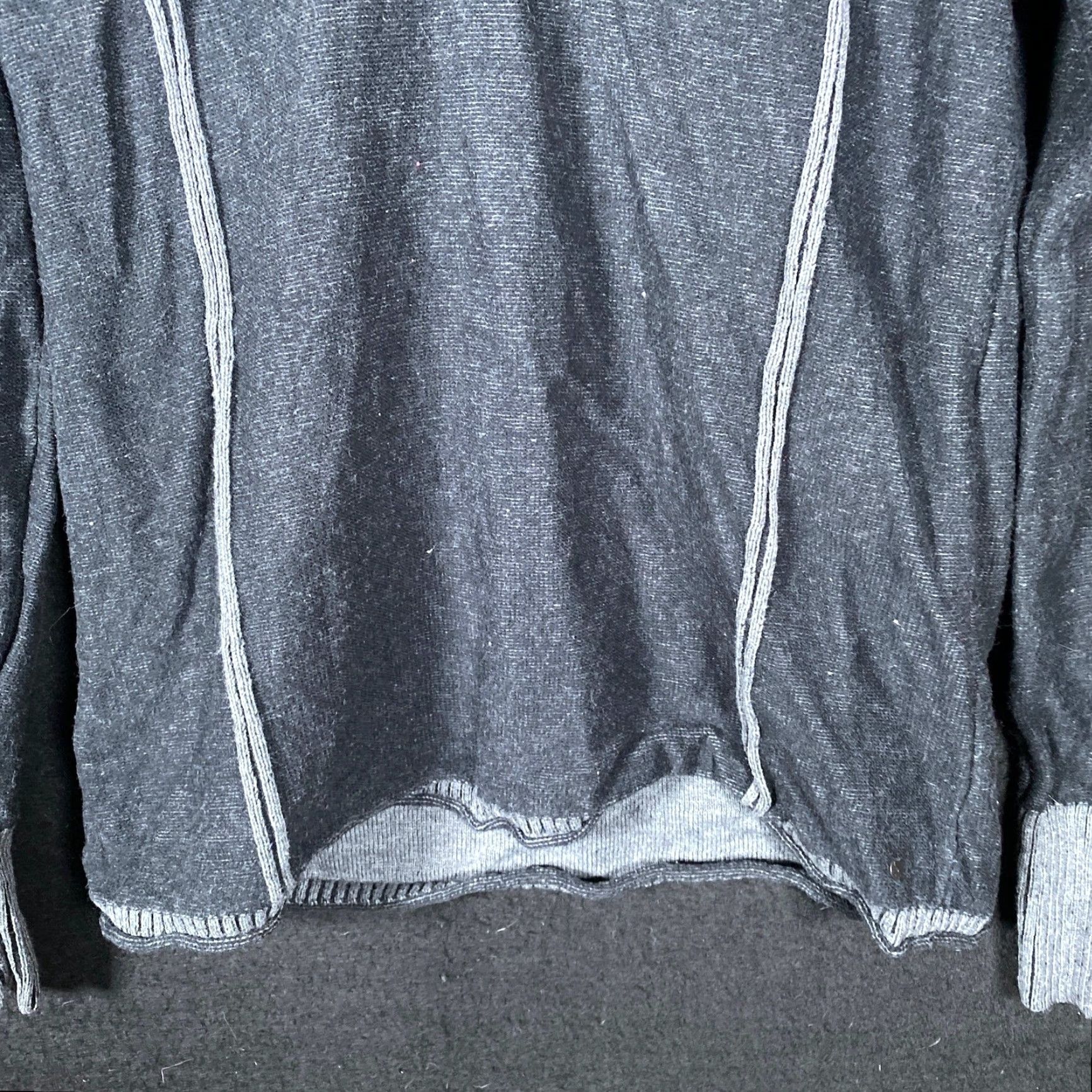 Eddie Bauer Eddie Bauer Womens Sweatshirt Black Gray Pullover V Neck Hoodie Medium Size M / US 6-8 / IT 42-44 - 3 Thumbnail