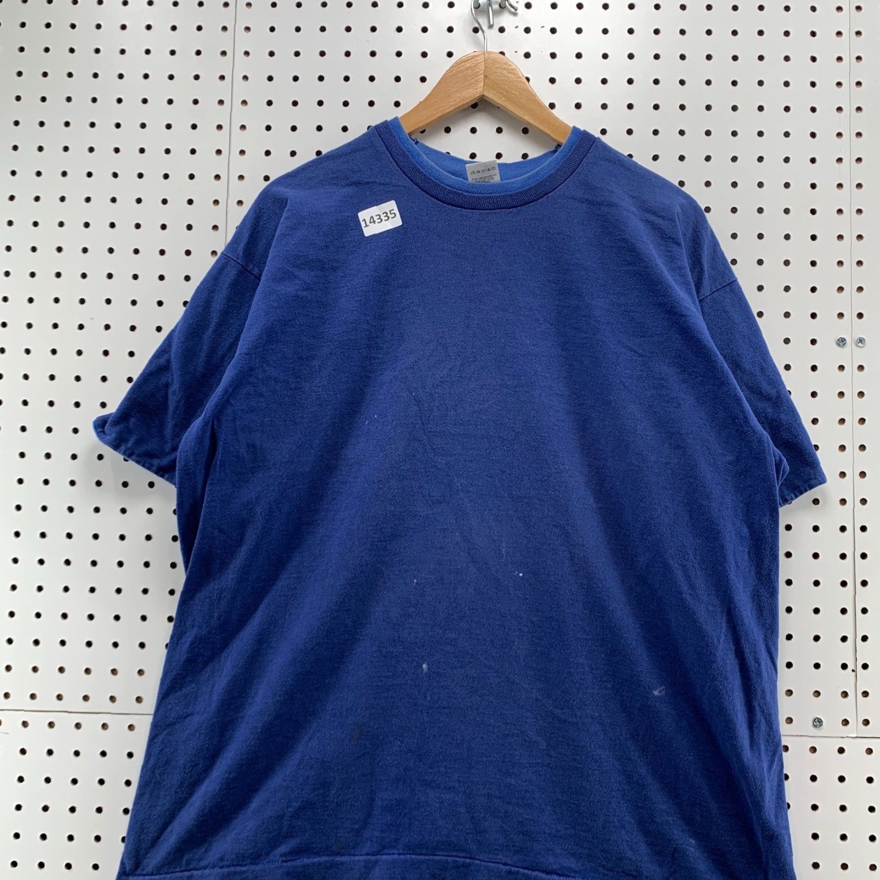 Fruit Of The Loom VINTAGE Fruit Of The Loom Crew Neck Blue Short Sleeve XL VTG unisex Adults 80s 90s T-Shirt Size US 36 / EU 52 - 5 Thumbnail