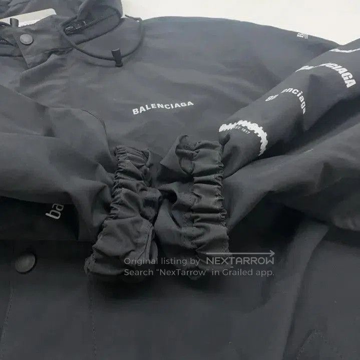 Balenciaga Balenciaga SS23 Logo Print Hooded Jacket. Size US S / EU 44-46 / 1 - 5 Thumbnail