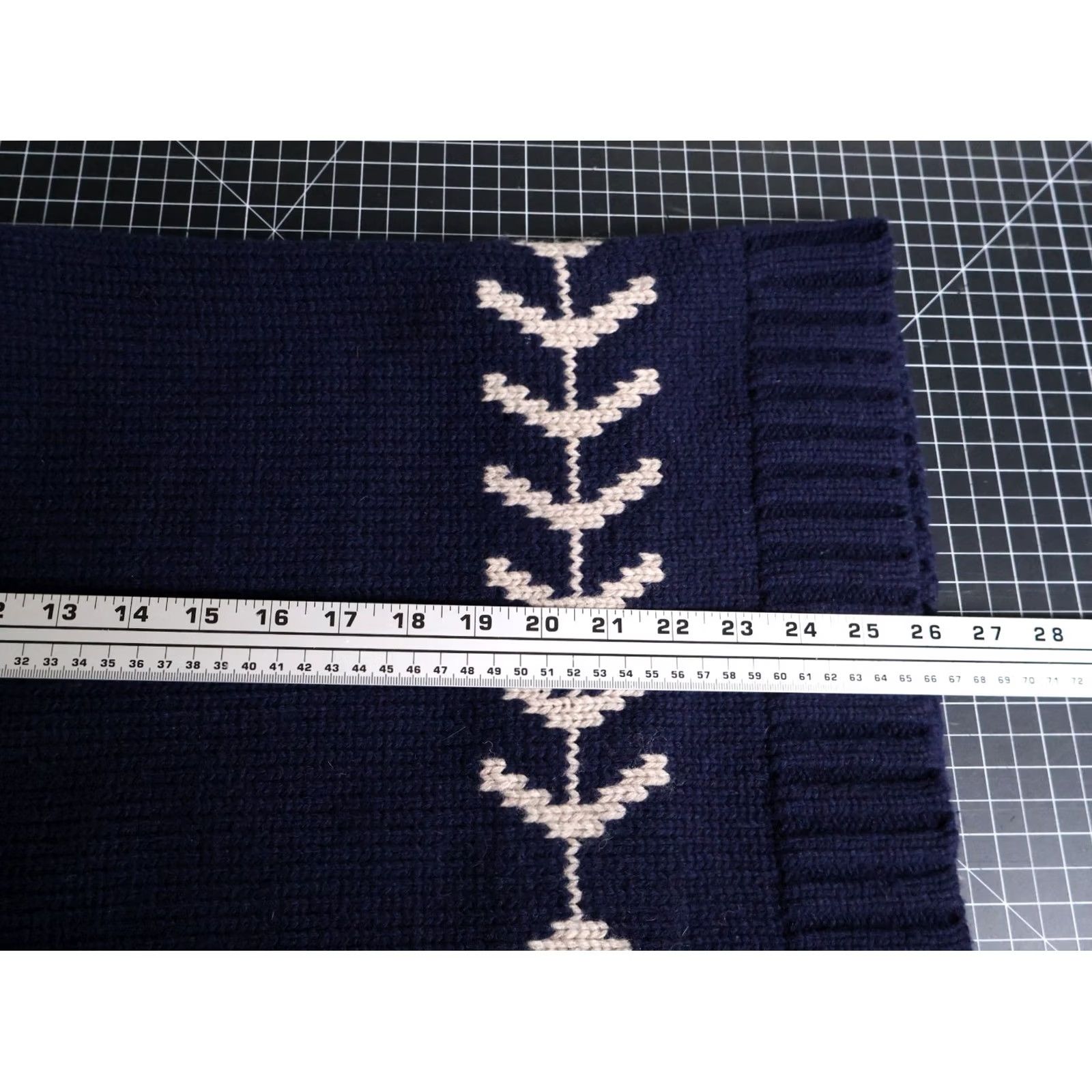 Gap VINTAGE Gap Sweater Mens M Blue VTG Lambs Wool Men Dark Geometric Y2K Tag Size US M / EU 48-50 / 2 - 6 Thumbnail