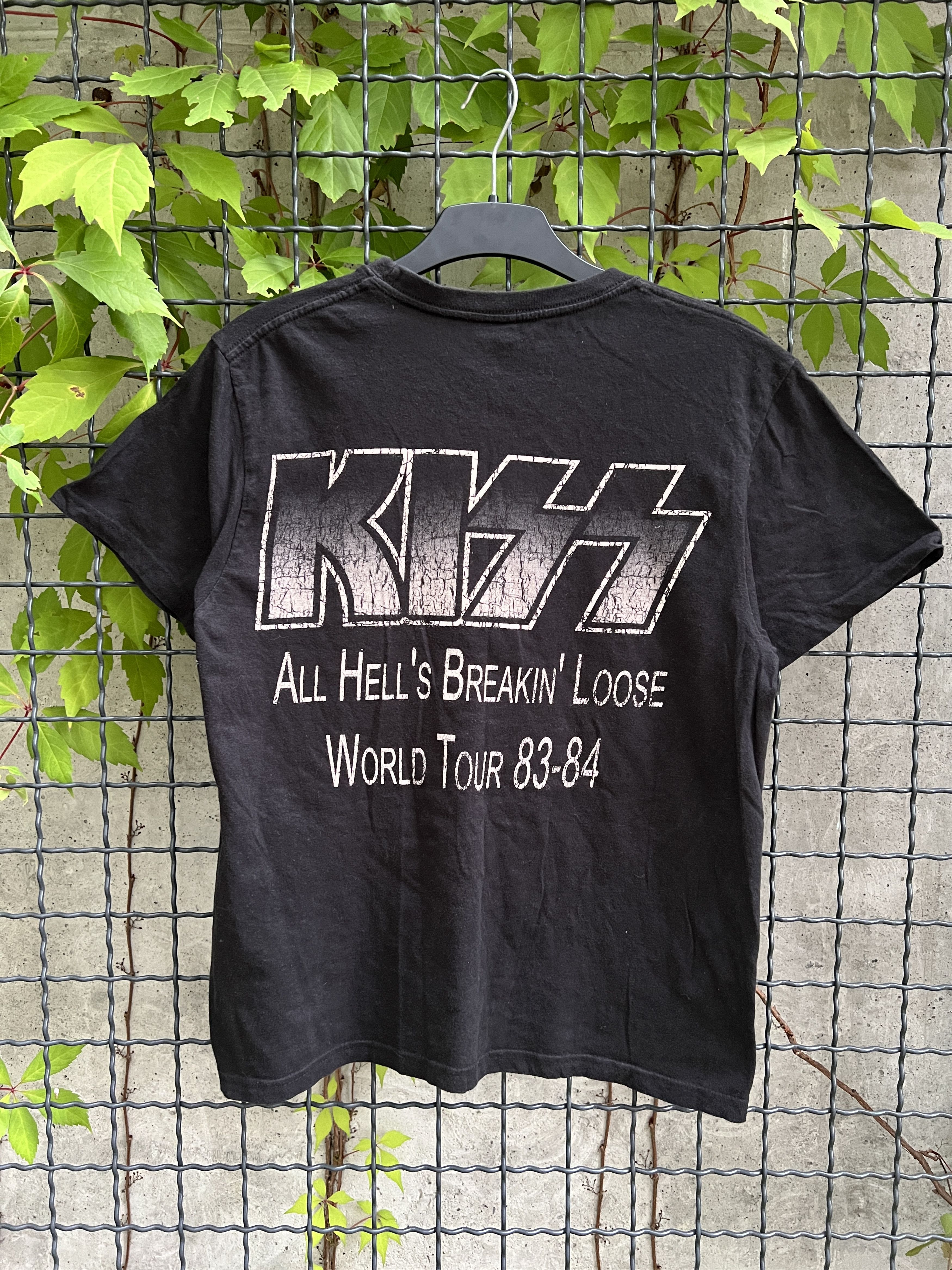 Band Tees Vintage 90s Kiss Rock Band Tour 83-84 T-shirt Size US M / EU 48-50 / 2 - 2 Thumbnail