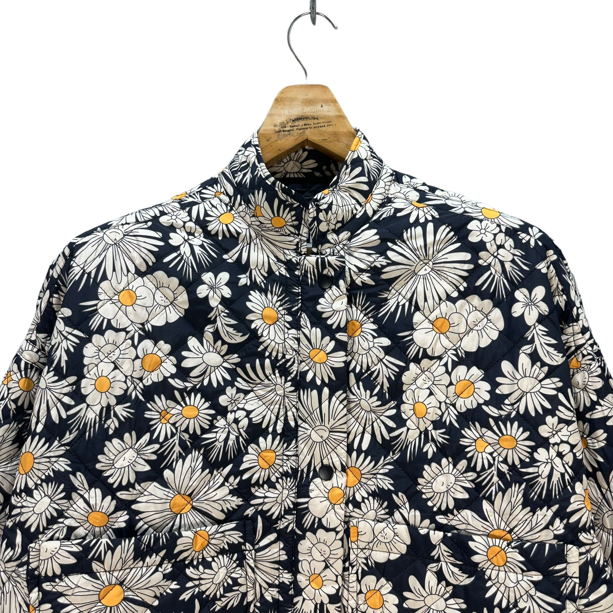 Zara ZARA FLOWERS ALLOVER QUILTED JACKET #8614-017 Size S / US 4 / IT 40 - 2 Thumbnail