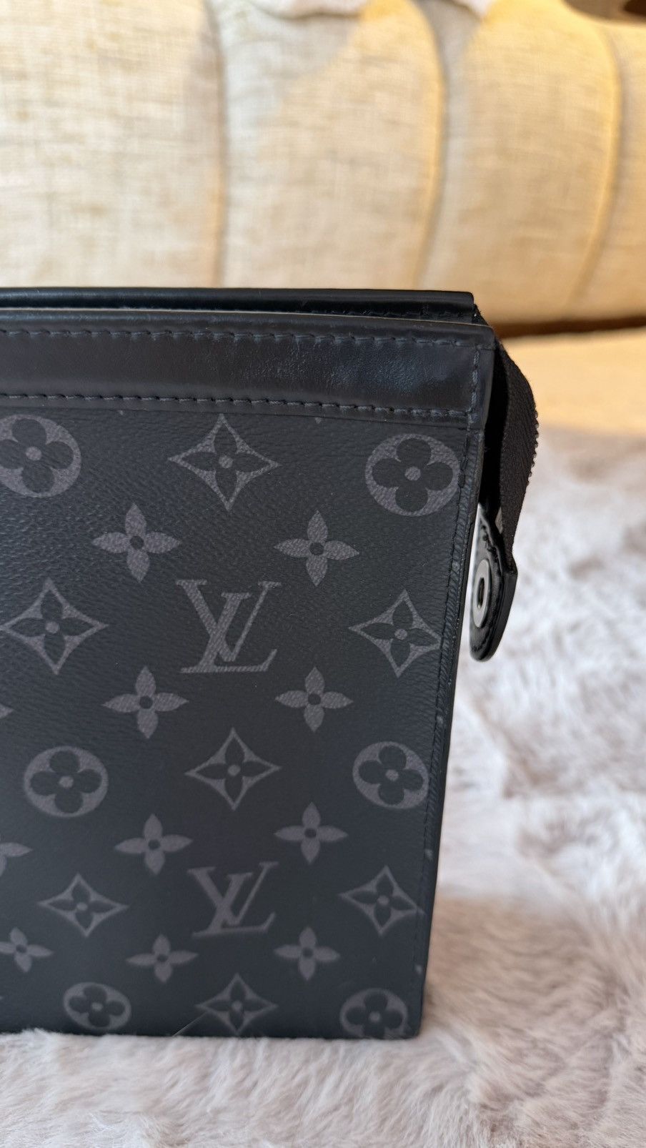 Louis Vuitton Louis Vuitton Voyage Pochette Size ONE SIZE - 3 Thumbnail