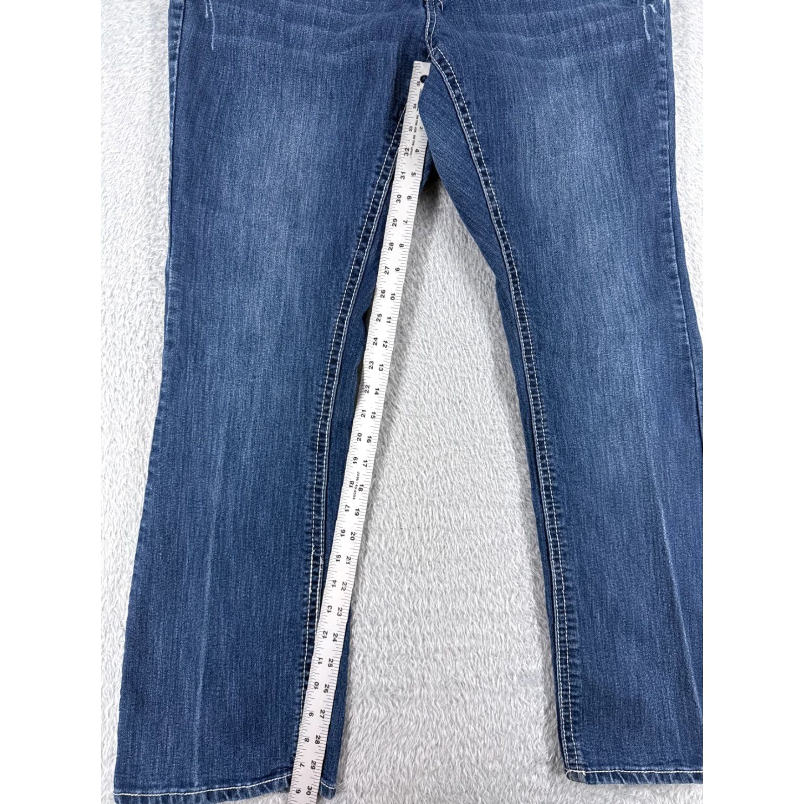 Vintage Soundgirl Jeans Women 16 Blue Denim Bootcut Embroidered Rhinestone Cotton Blend 32x30 Size 38" / US 16 / IT 52 - 7 Thumbnail