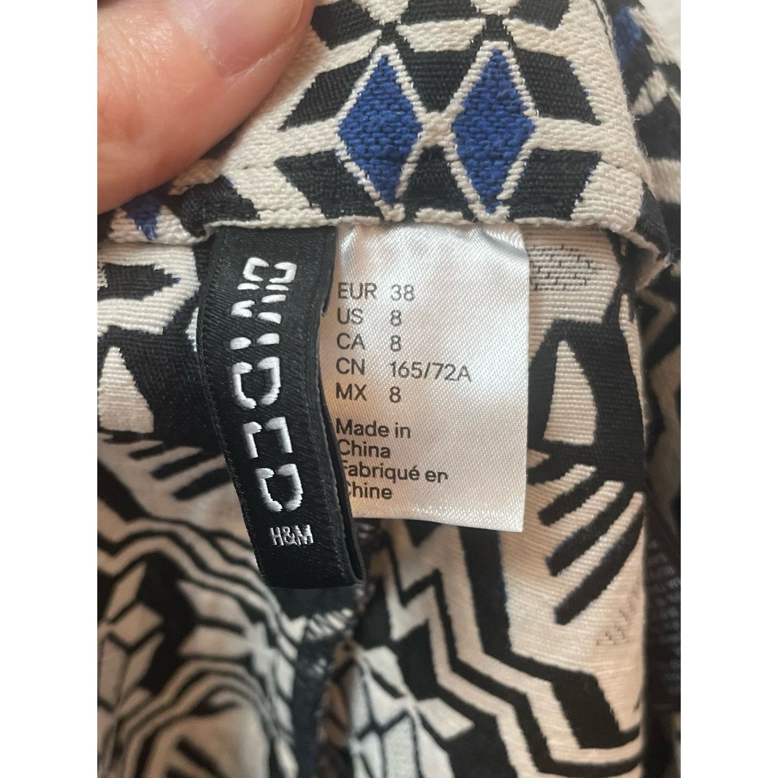 H&M Divided by H&M Women's Jacquard Weave Textured Mini Skirt Size 30" / US 8 / IT 44 - 2 Thumbnail